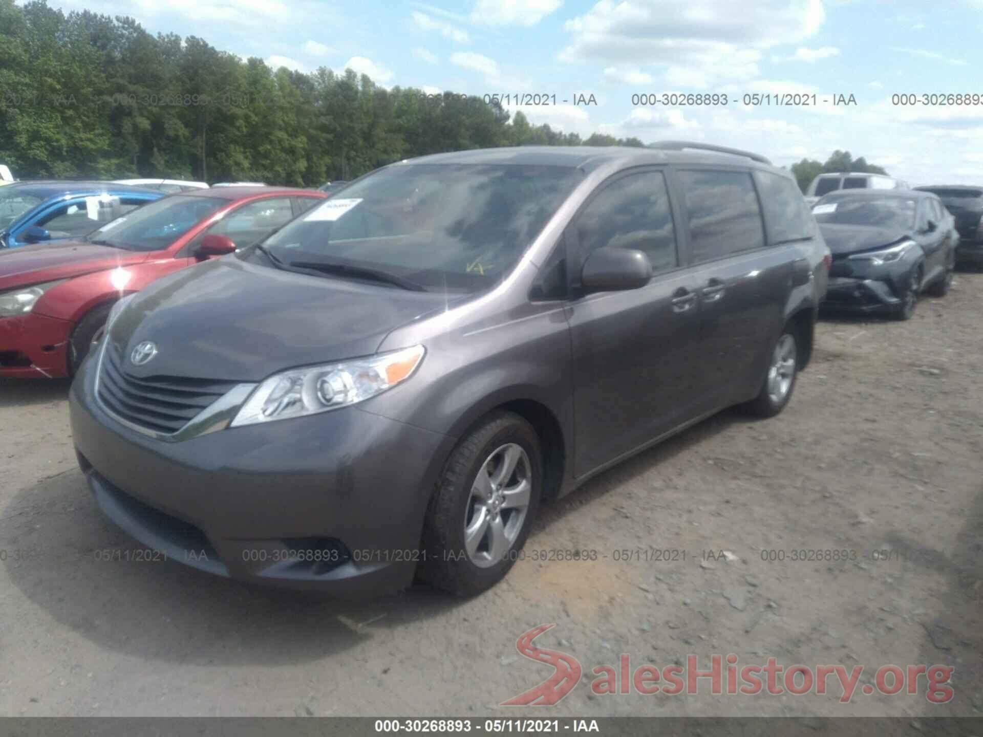 5TDKZ3DC3HS893164 2017 TOYOTA SIENNA