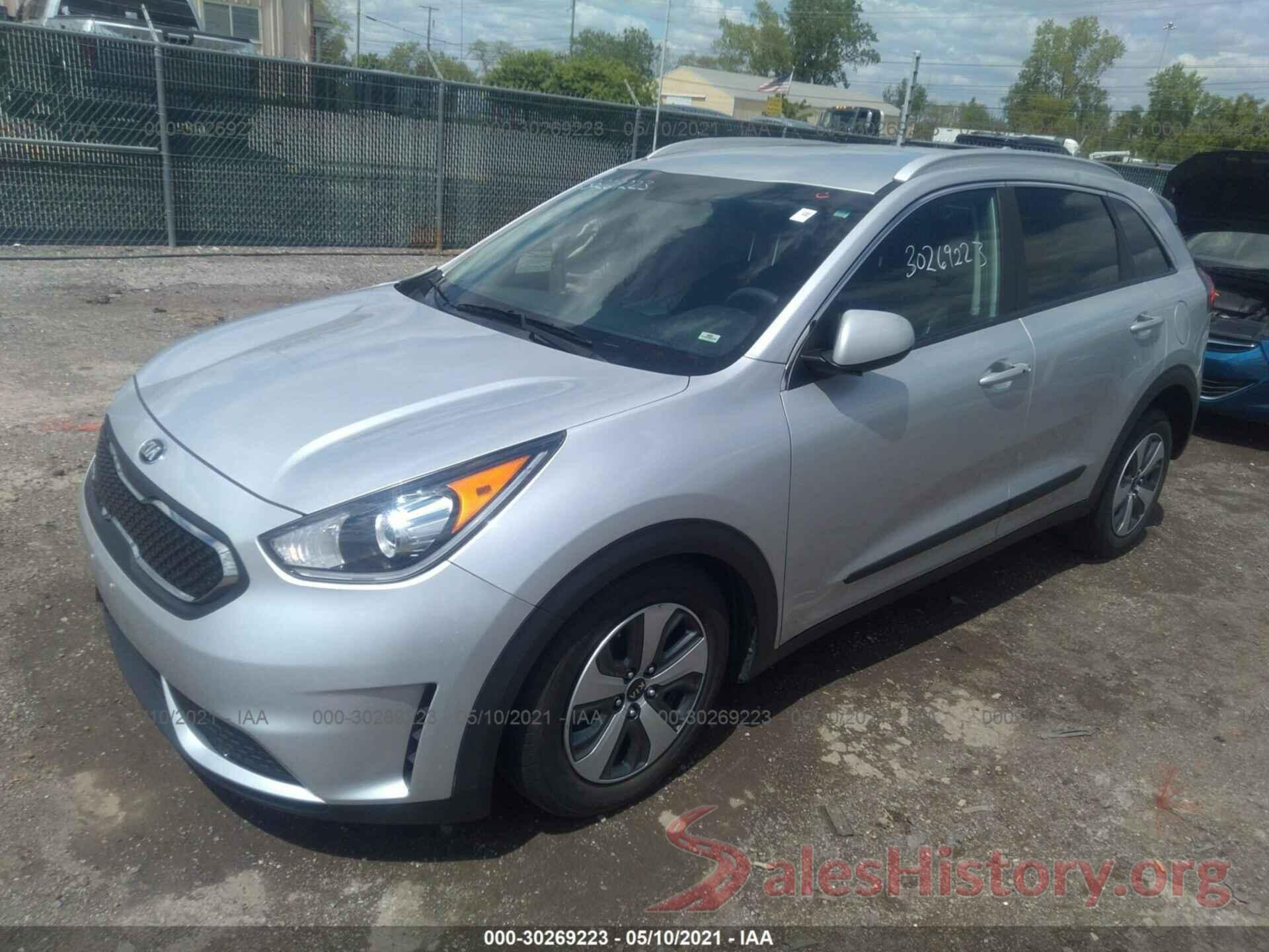 KNDCB3LC4J5211009 2018 KIA NIRO