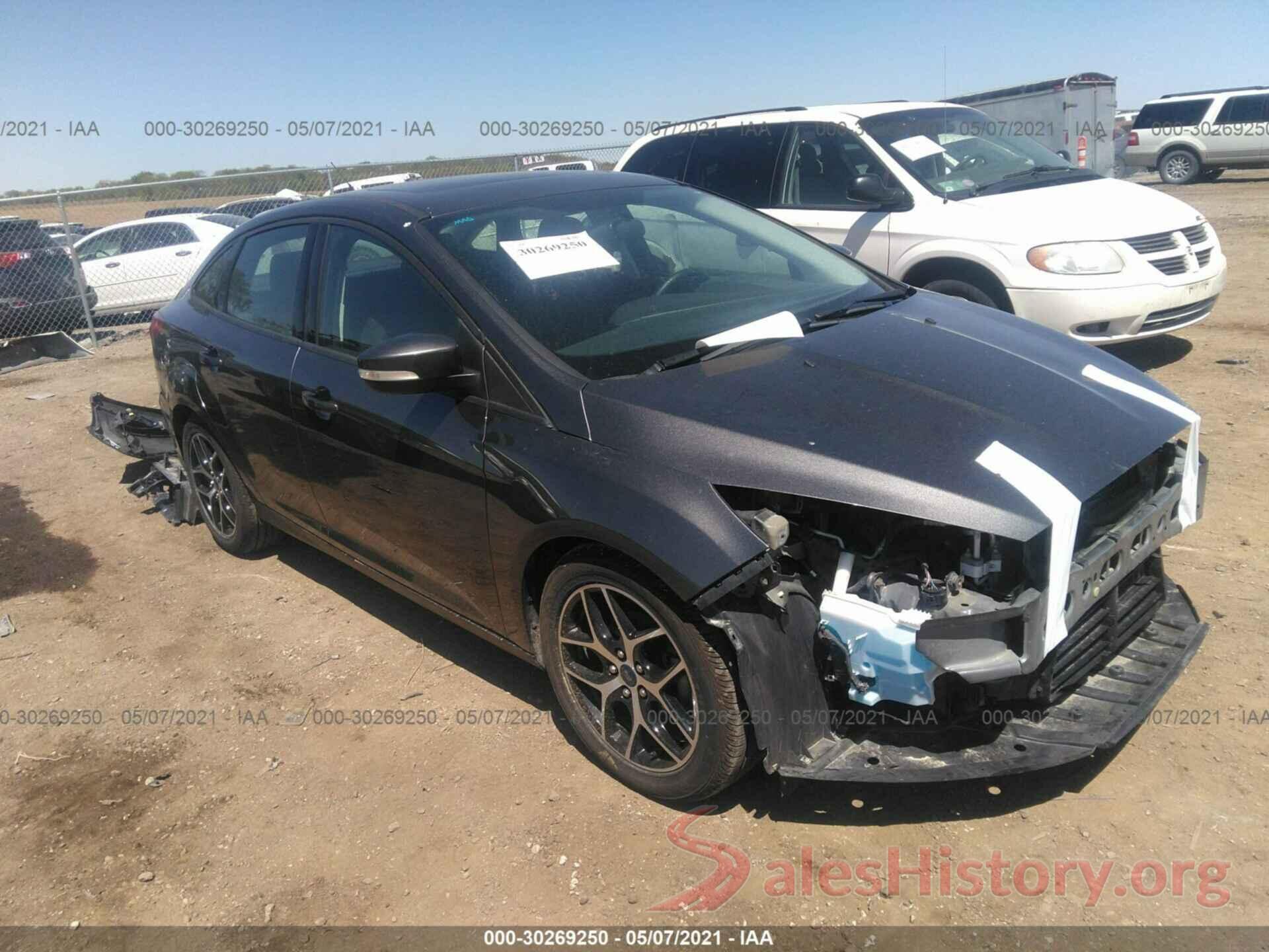 1FADP3H29JL230128 2018 FORD FOCUS