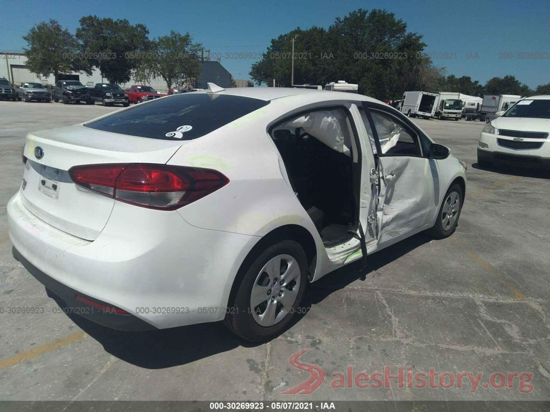 3KPFK4A72JE284814 2018 KIA FORTE