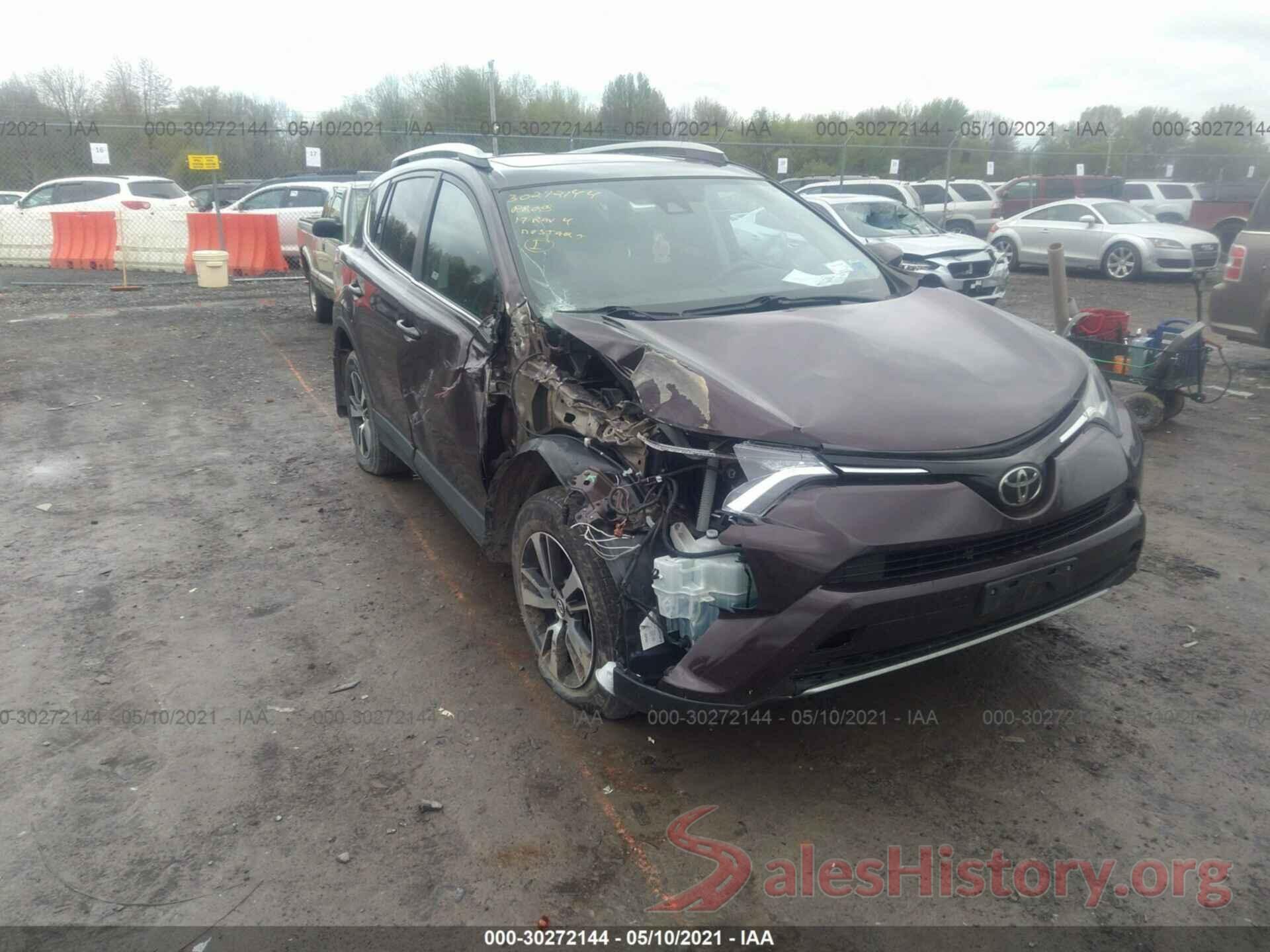 2T3RFREVXHW638844 2017 TOYOTA RAV4