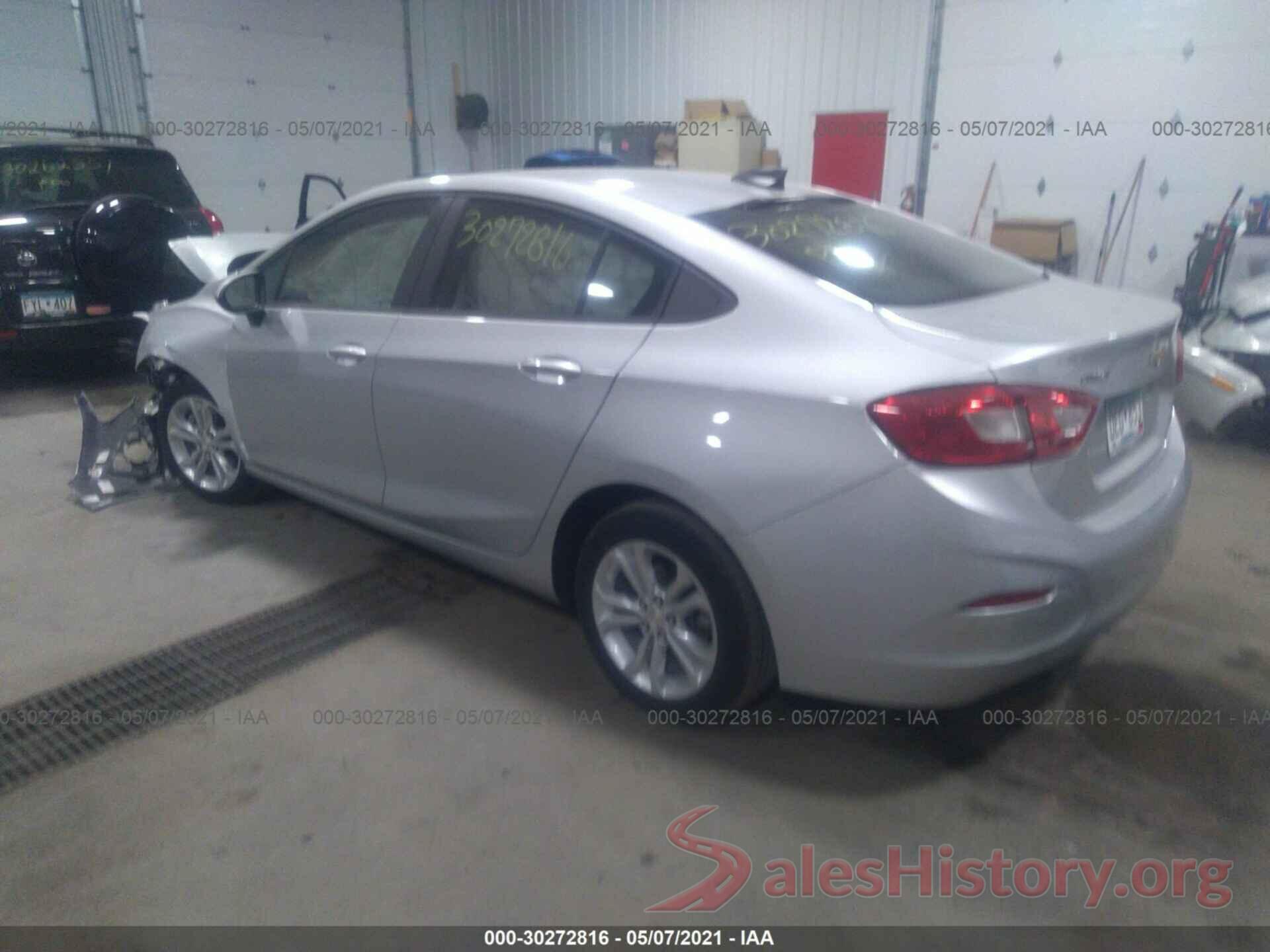 1G1BC5SM9K7151869 2019 CHEVROLET CRUZE