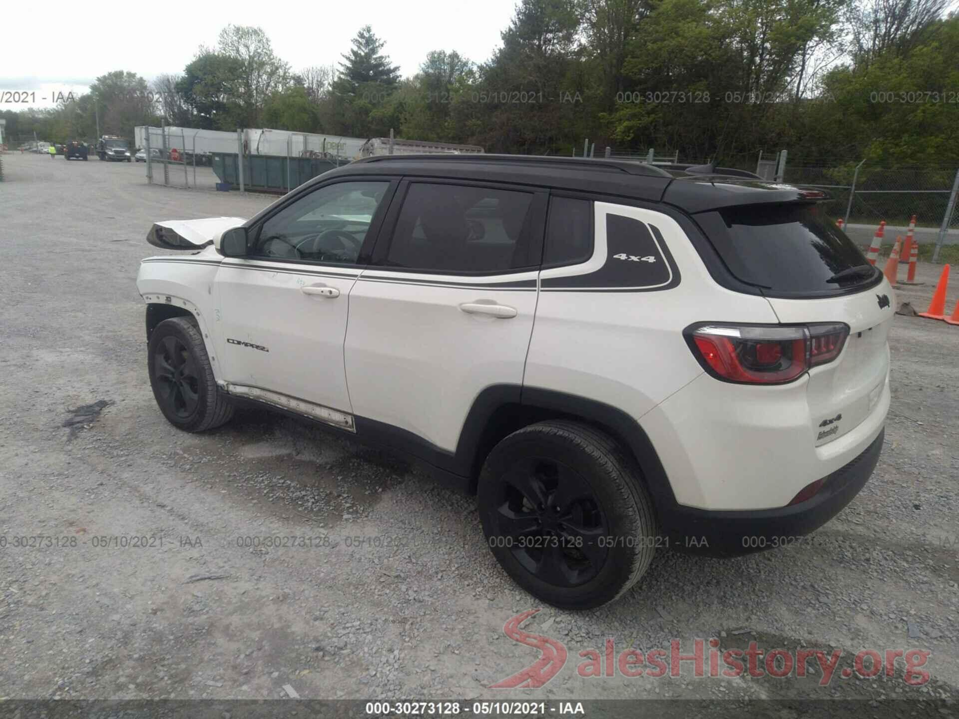 3C4NJDBB9JT301539 2018 JEEP COMPASS