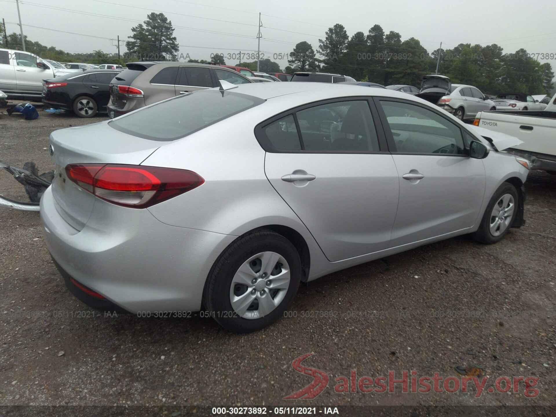 3KPFK4A7XJE266898 2018 KIA FORTE