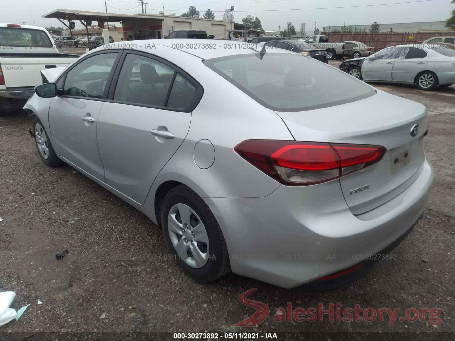 3KPFK4A7XJE266898 2018 KIA FORTE