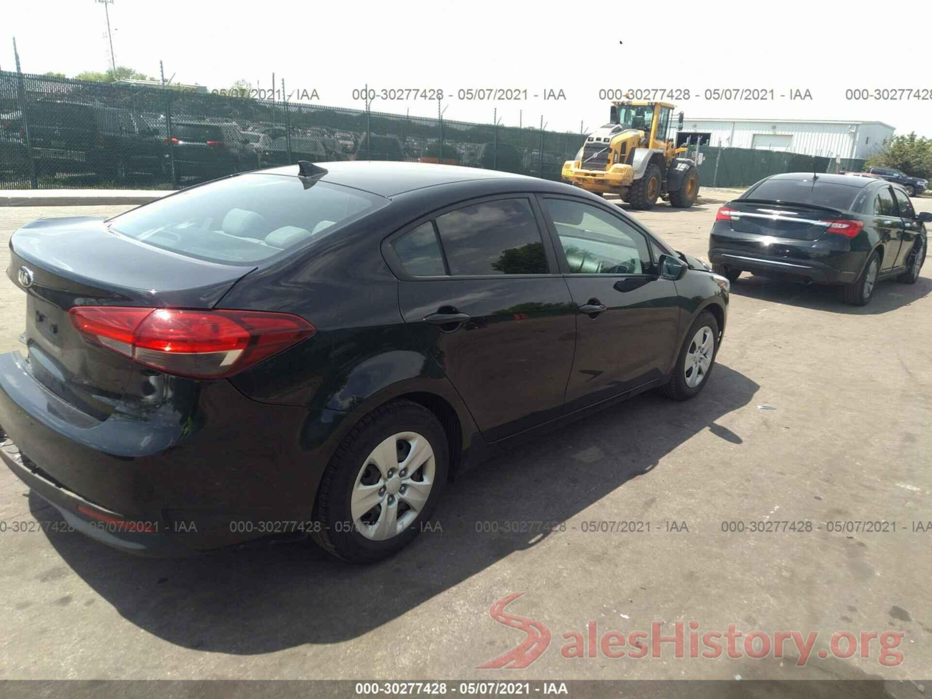 3KPFL4A78HE068098 2017 KIA FORTE