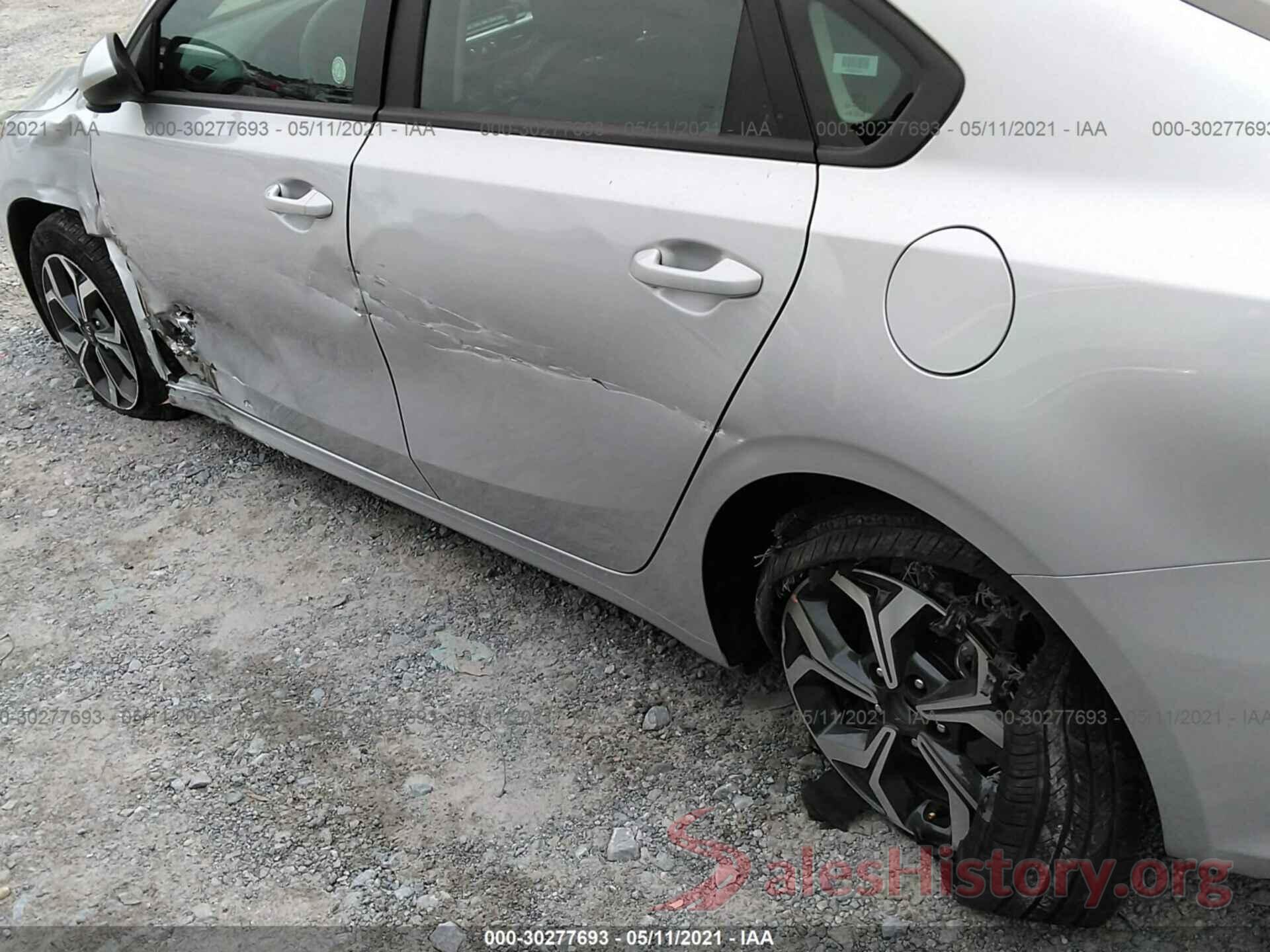 3KPF24AD2ME307762 2021 KIA FORTE