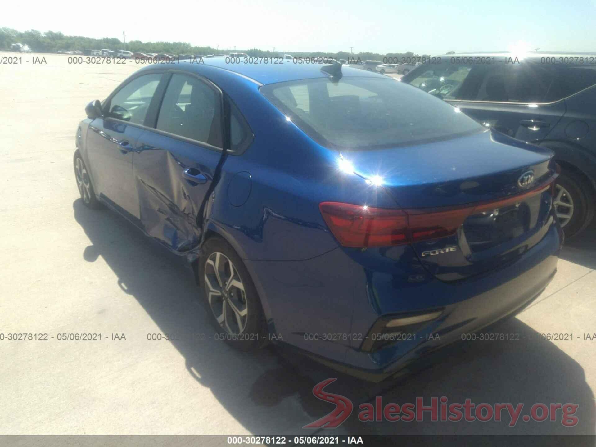 3KPF24AD8ME292975 2021 KIA FORTE