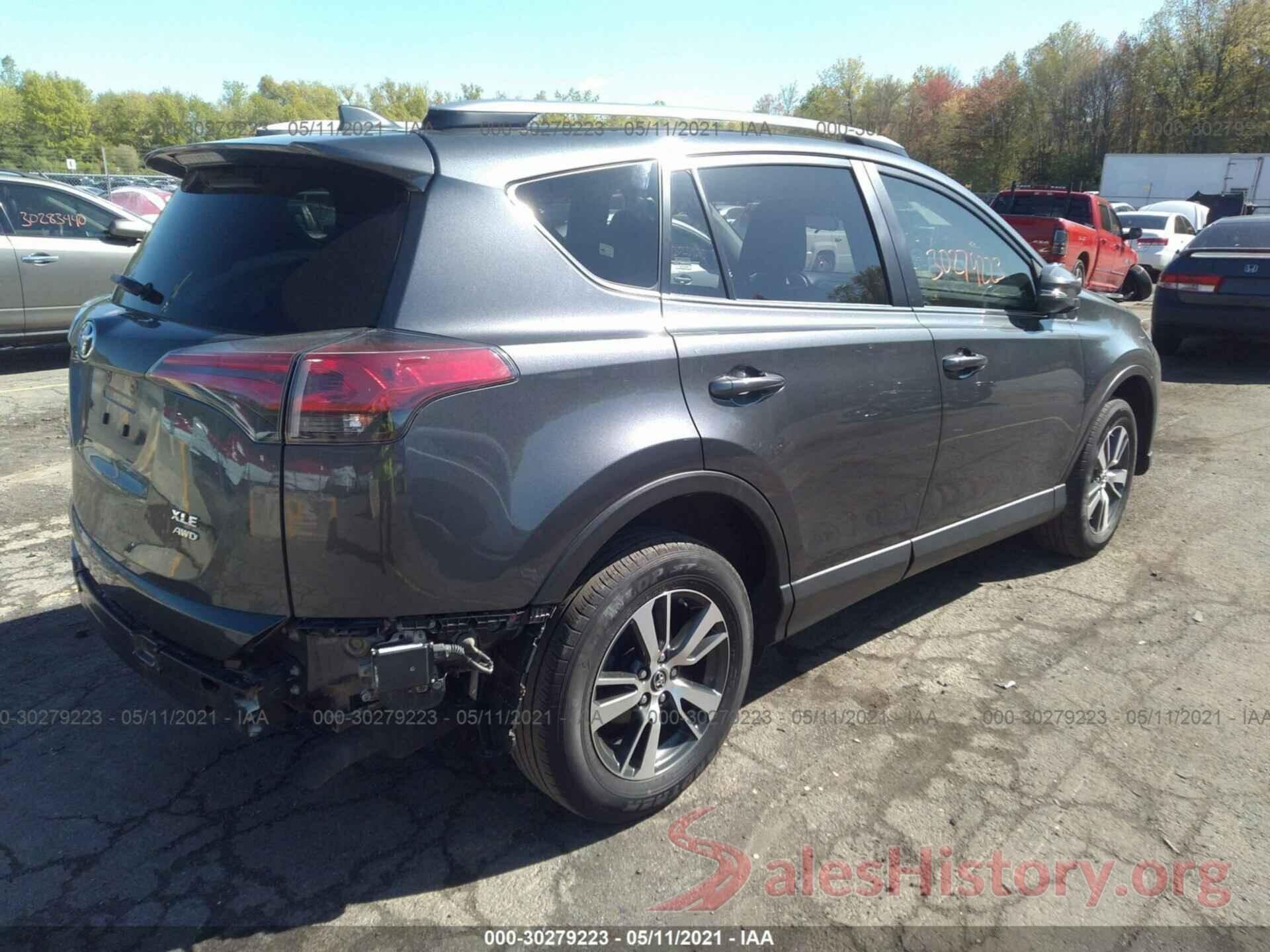 JTMRFREV7JD251073 2018 TOYOTA RAV4