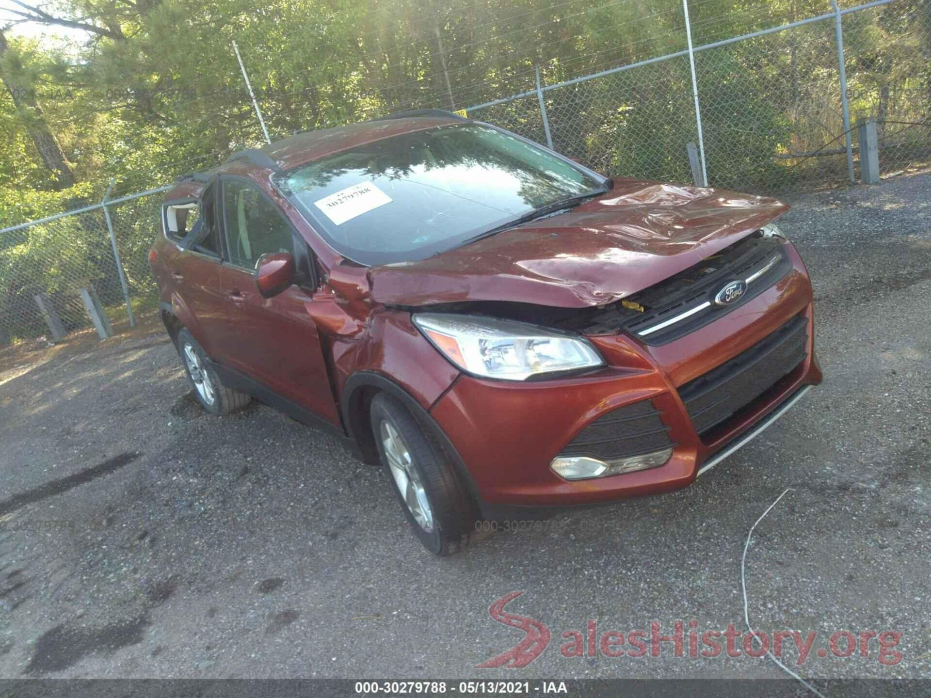 1FMCU0GXXGUA51864 2016 FORD ESCAPE