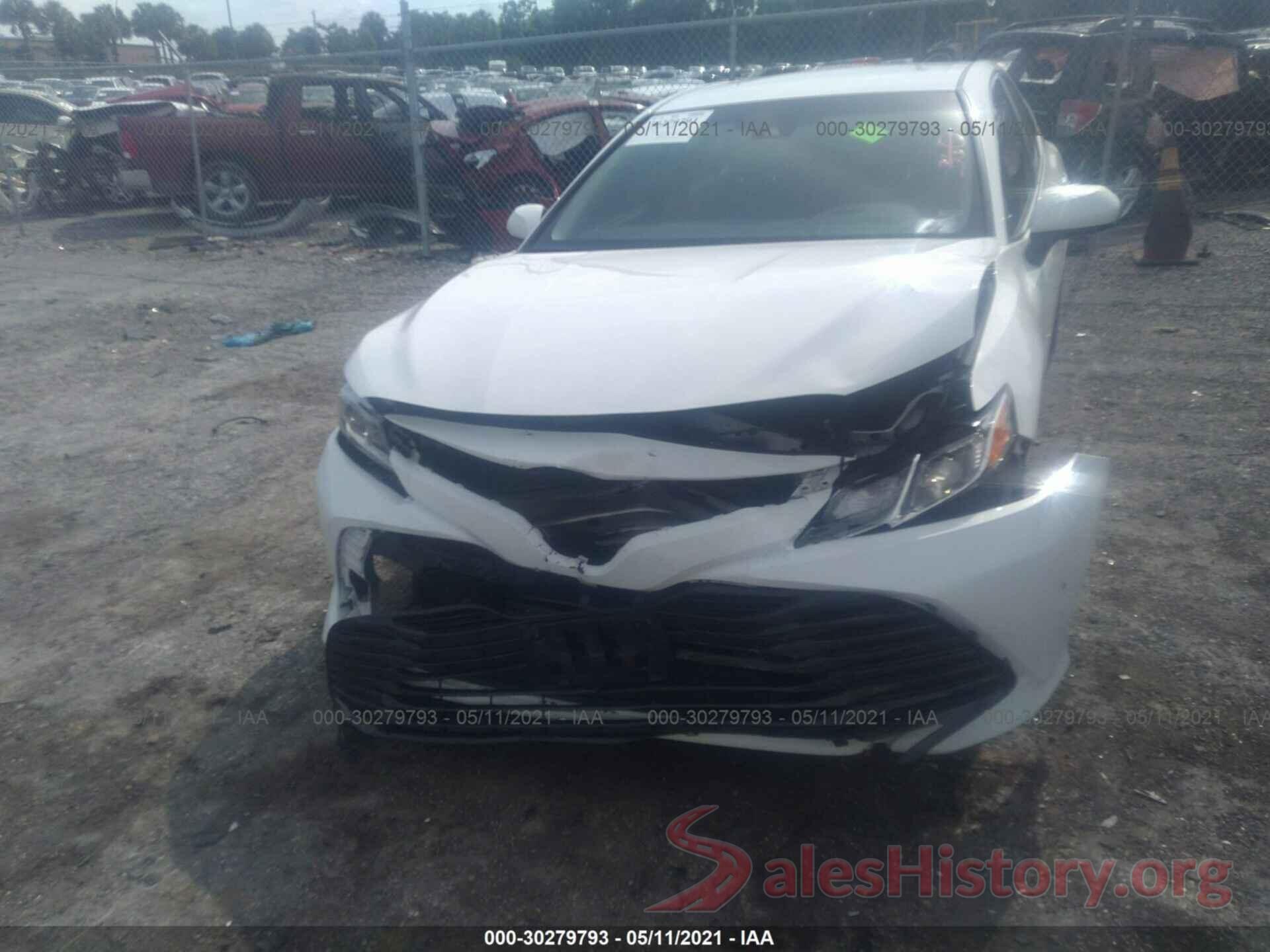 4T1B11HKXJU087882 2018 TOYOTA CAMRY