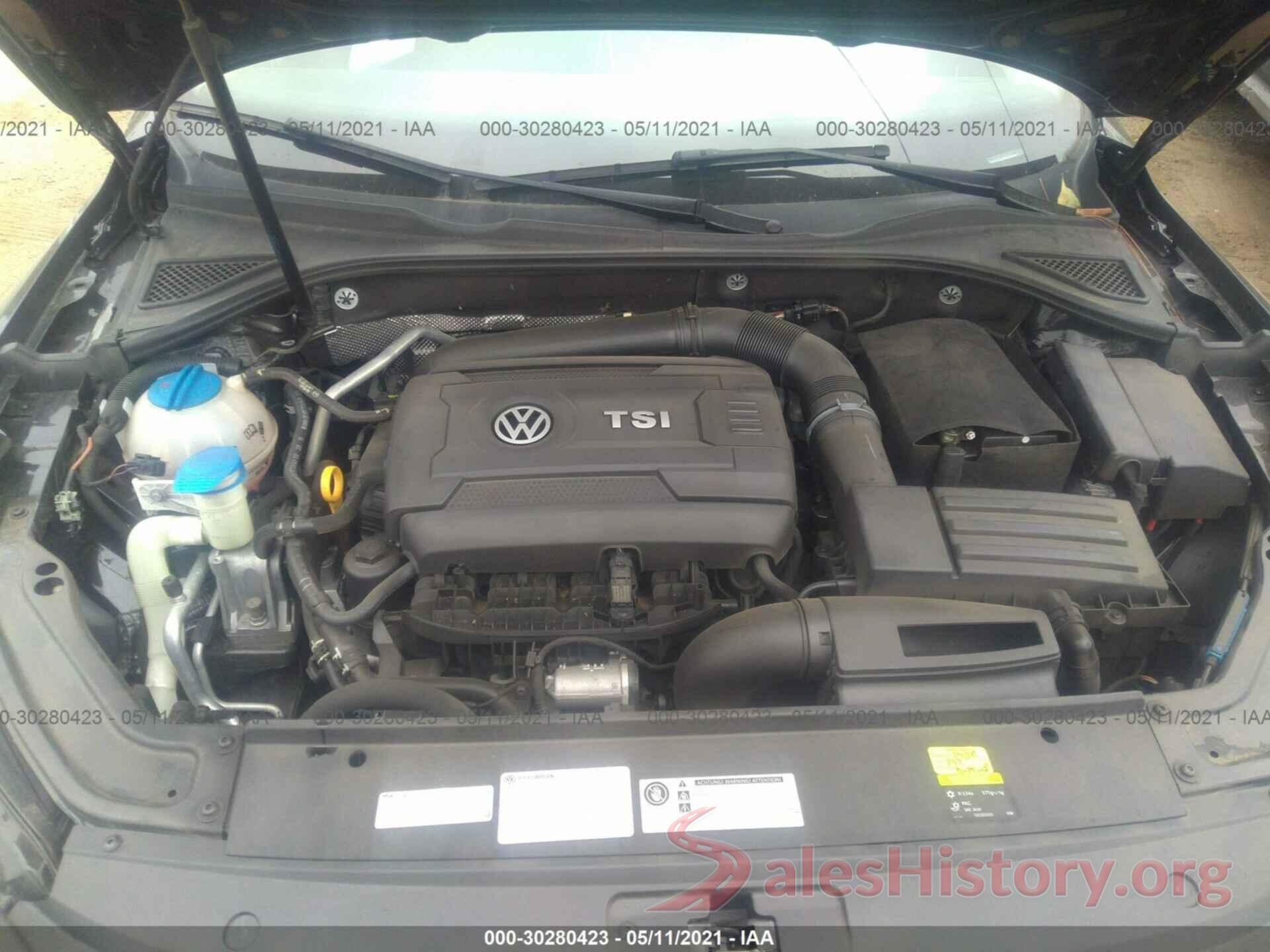 1VWAT7A30HC025887 2017 VOLKSWAGEN PASSAT