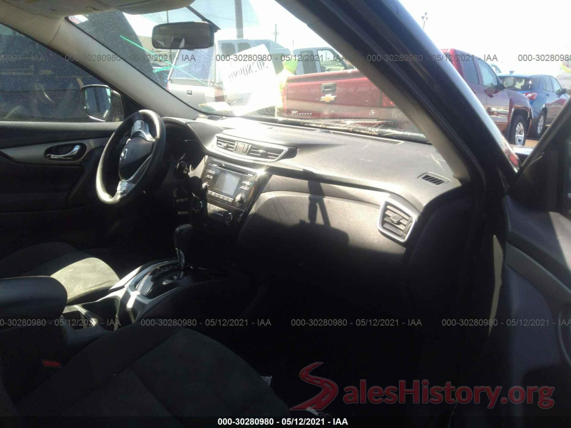 KNMAT2MV8GP685461 2016 NISSAN ROGUE