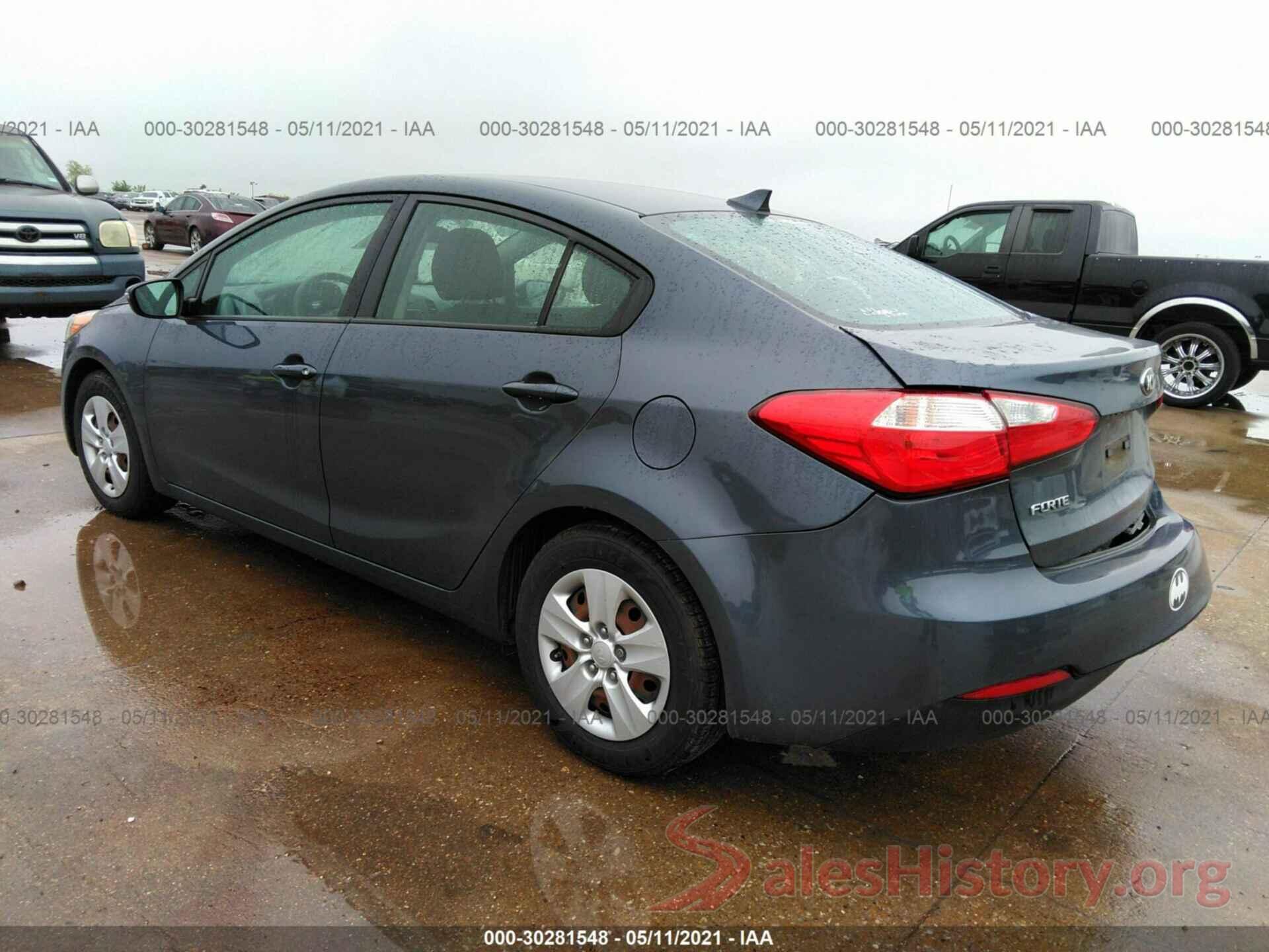 KNAFX4A61G5512604 2016 KIA FORTE