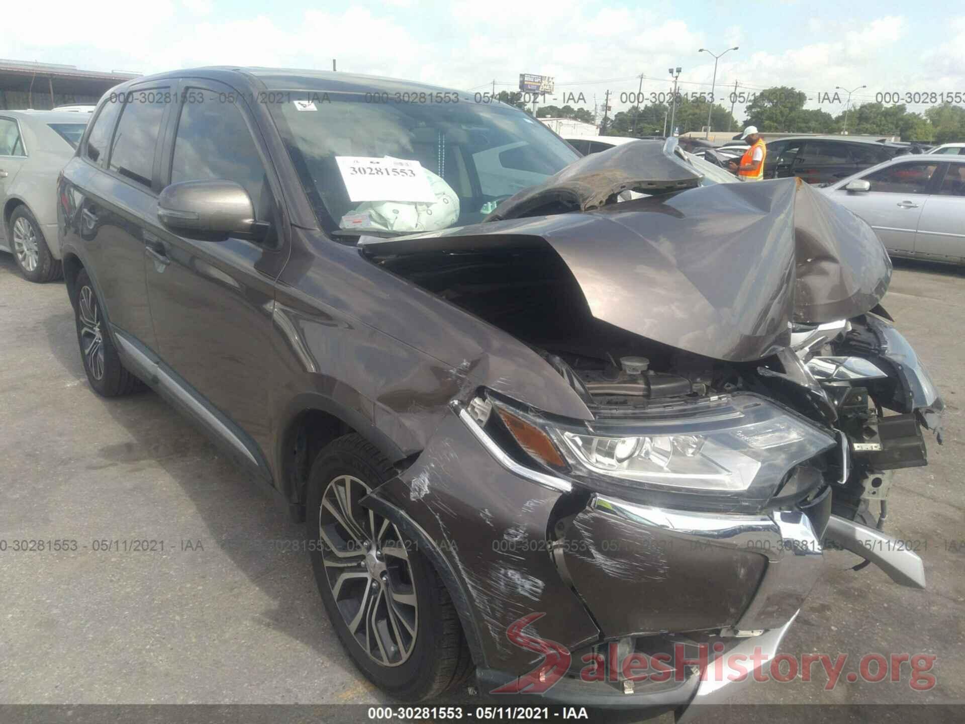 JA4AD3A38HZ013017 2017 MITSUBISHI OUTLANDER