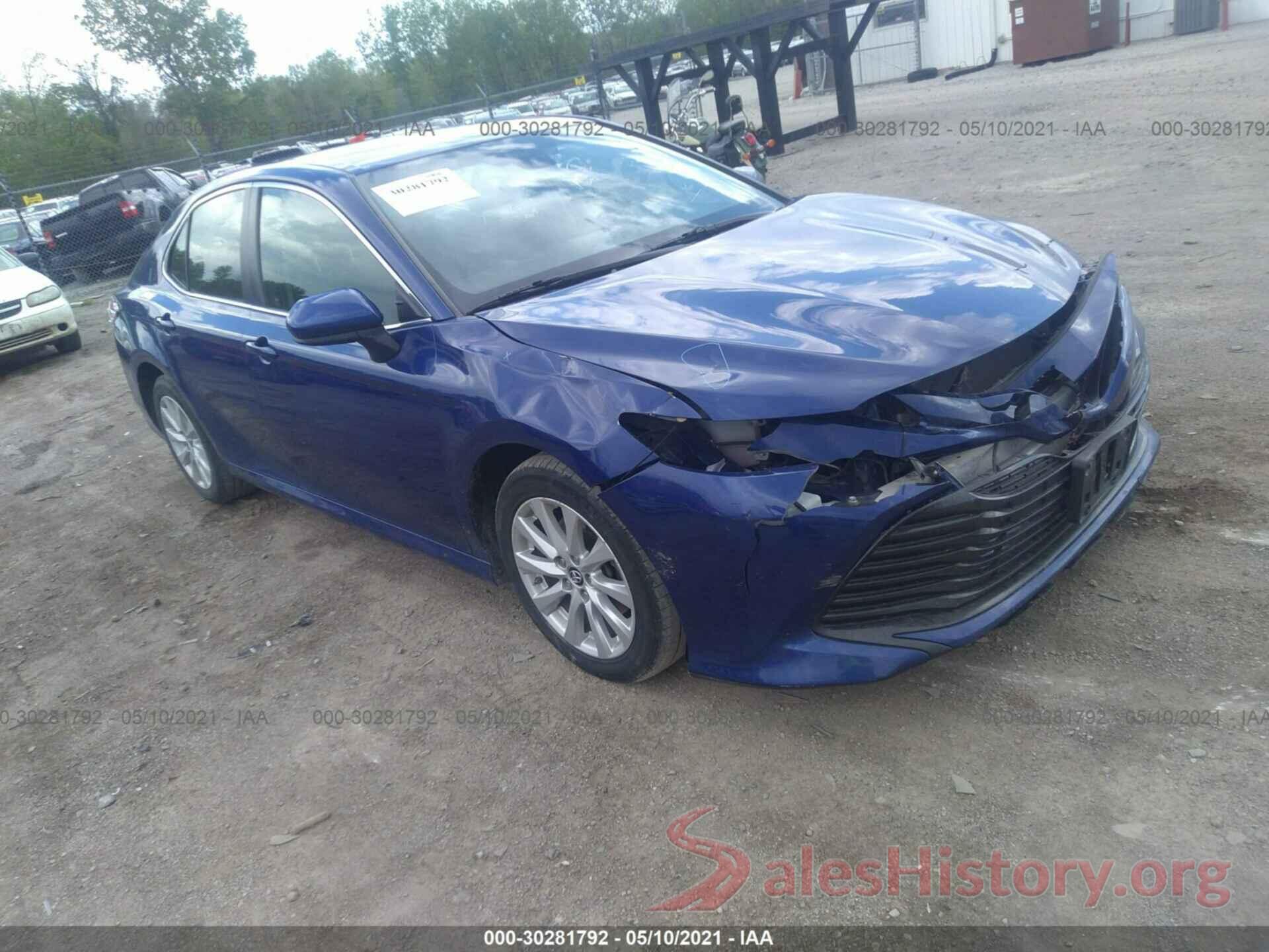 JTNB11HK0J3011741 2018 TOYOTA CAMRY