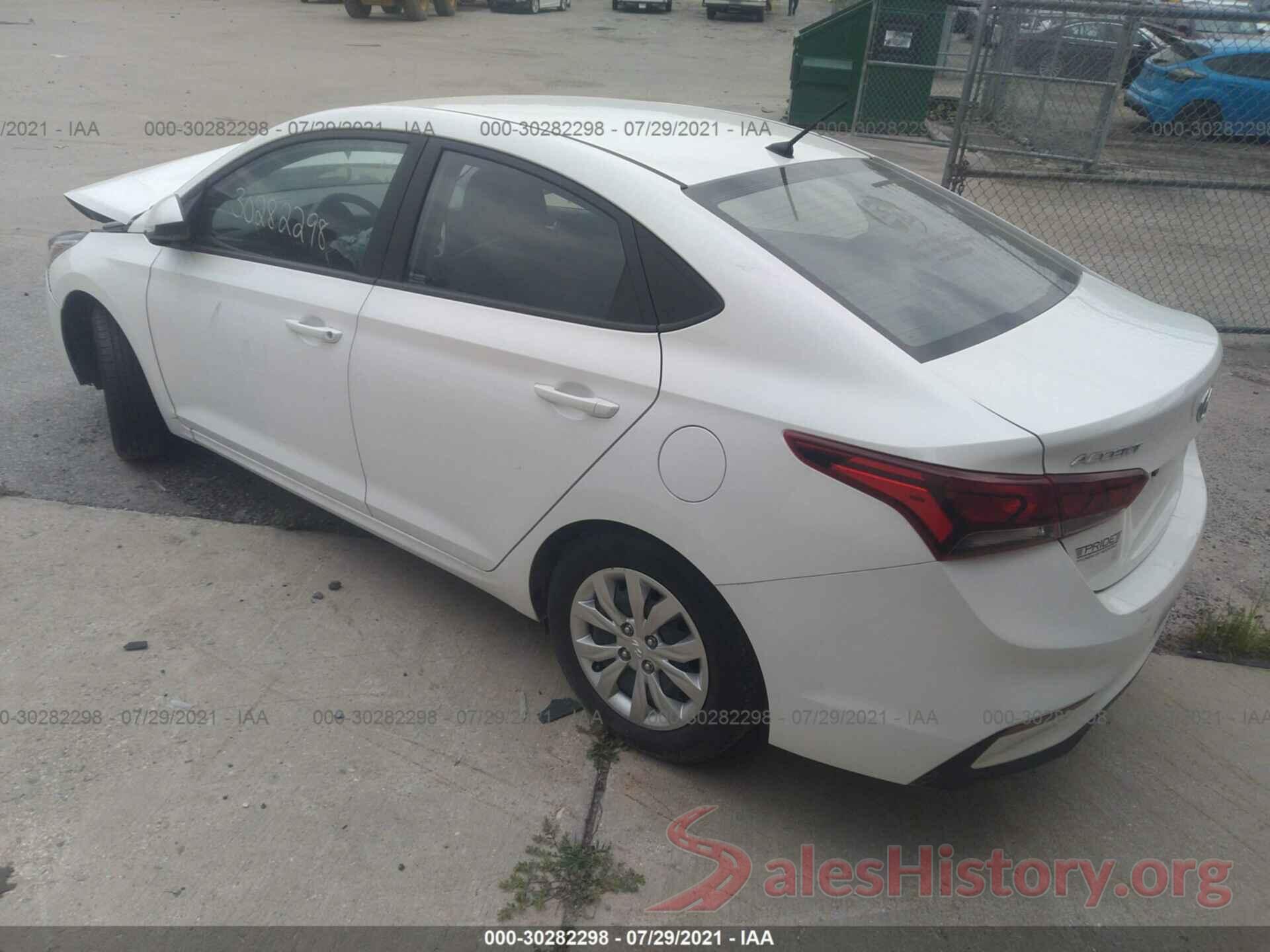 3KPC24A32JE028558 2018 HYUNDAI ACCENT