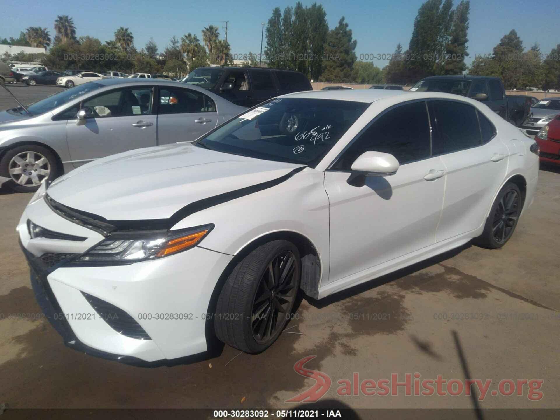 4T1B61HK7JU035577 2018 TOYOTA CAMRY