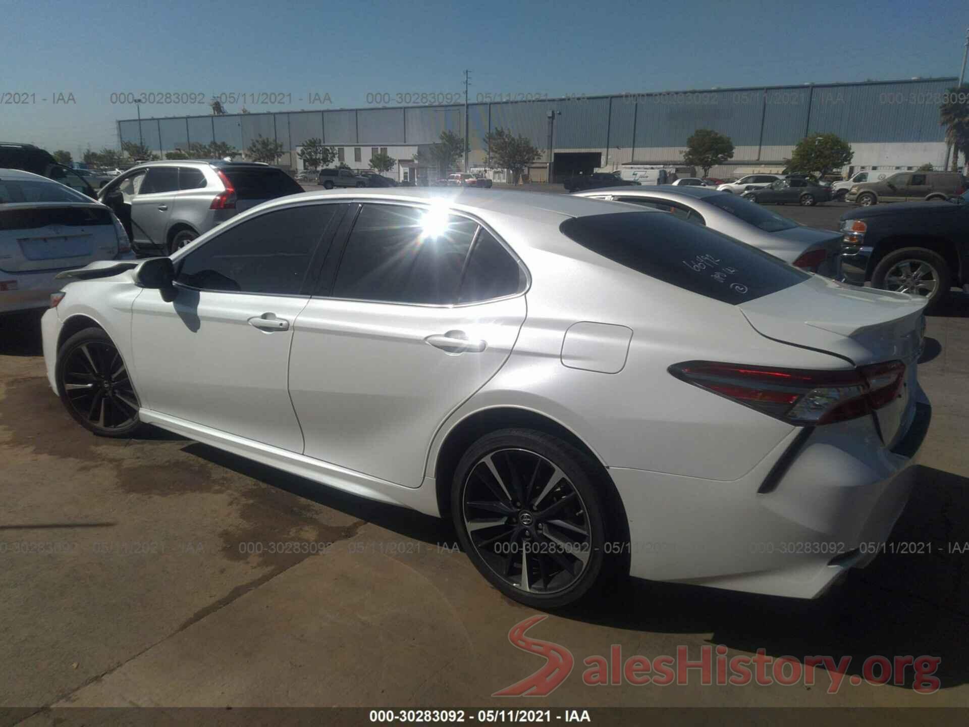 4T1B61HK7JU035577 2018 TOYOTA CAMRY