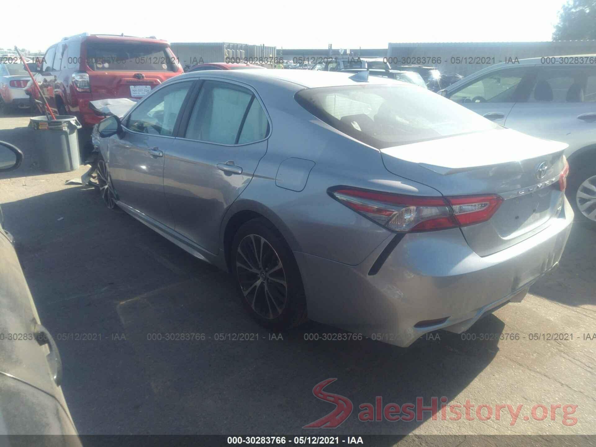 4T1B11HKXKU218083 2019 TOYOTA CAMRY