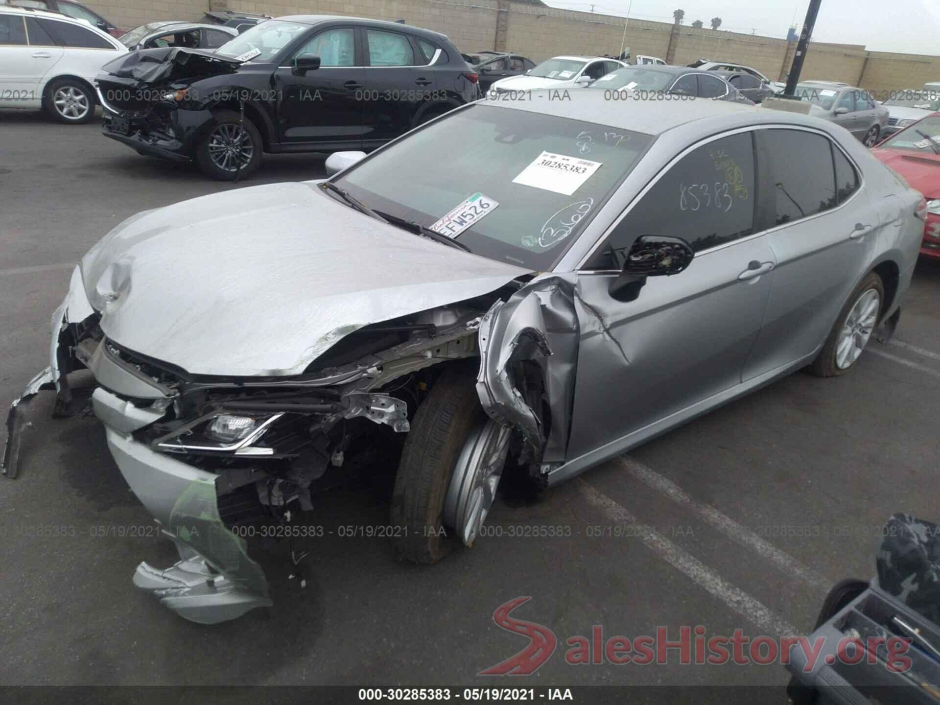 4T1B11HK9JU607697 2018 TOYOTA CAMRY