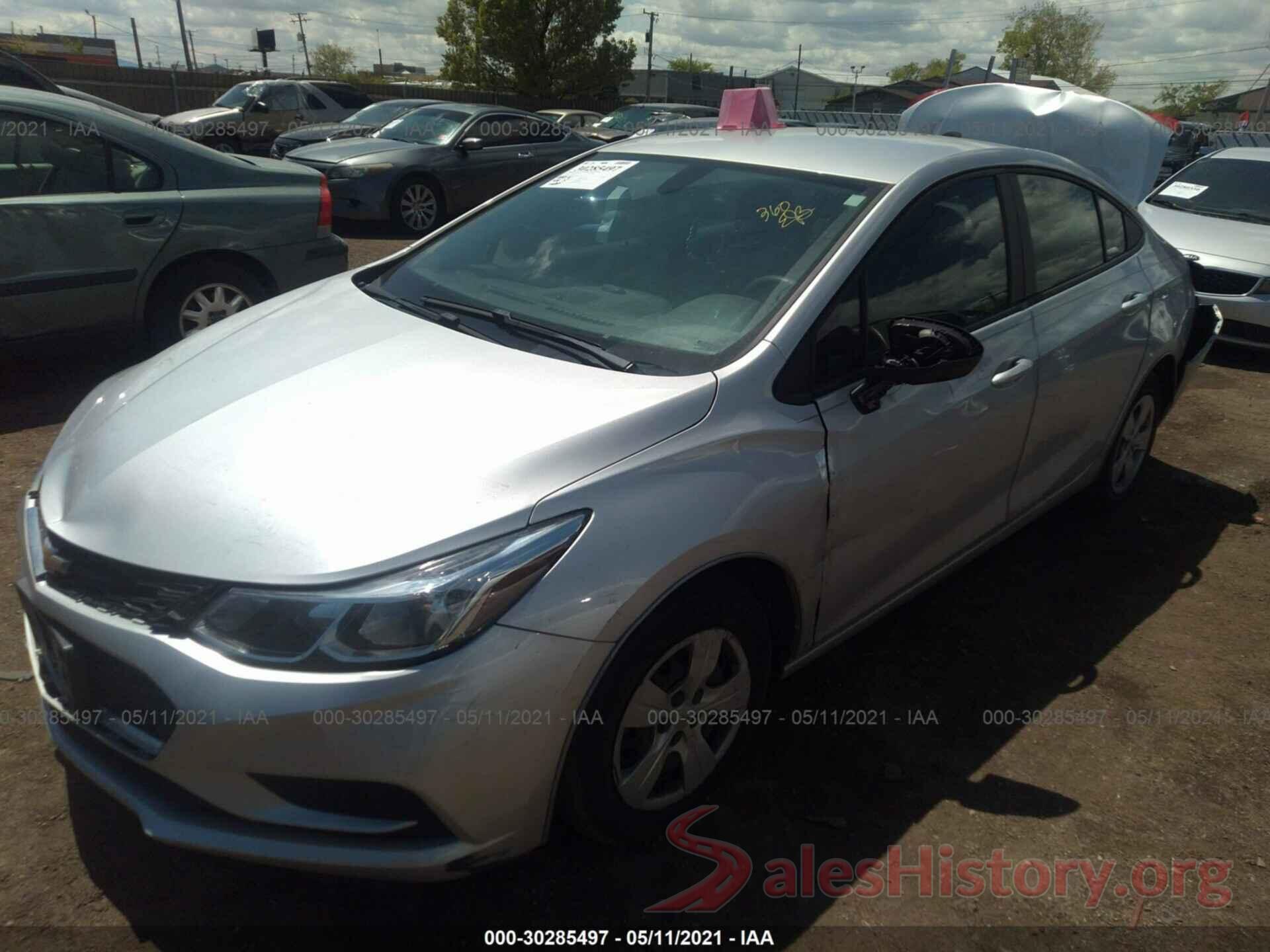 1G1BC5SM7J7125818 2018 CHEVROLET CRUZE