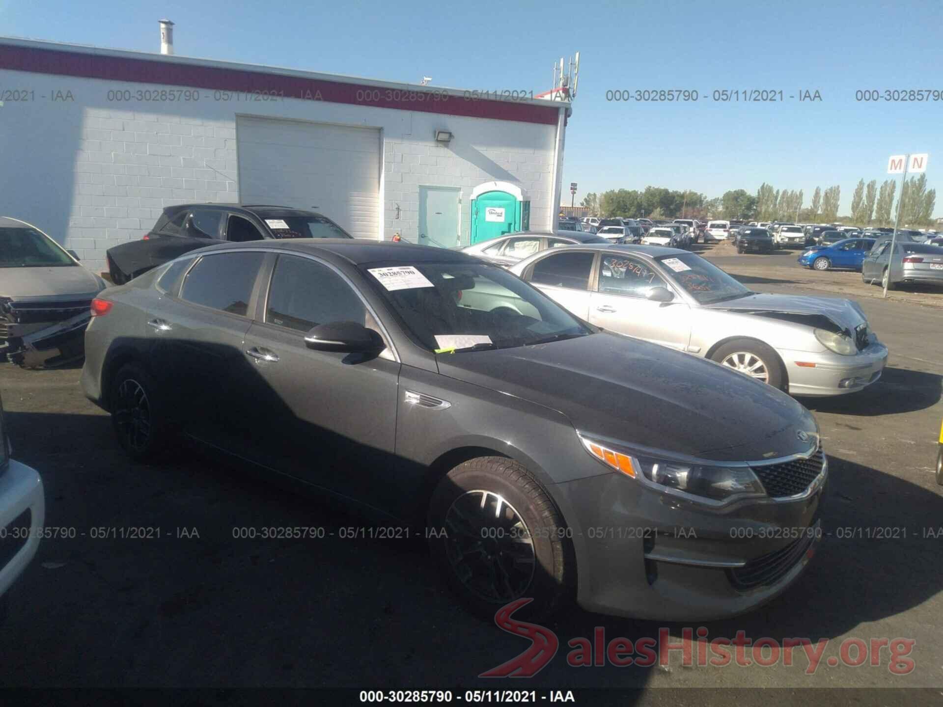 KNAGT4L3XG5078976 2016 KIA OPTIMA