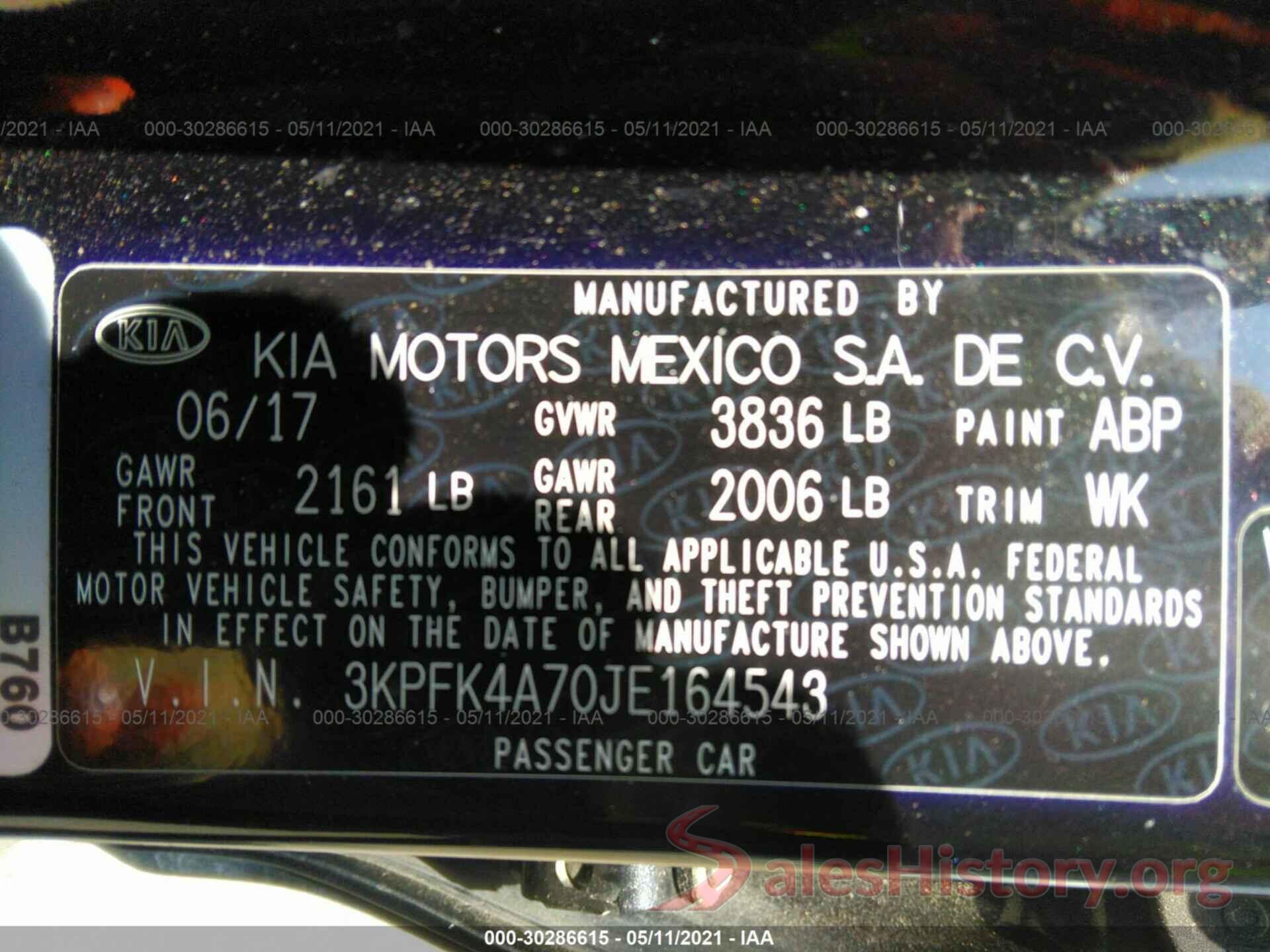 3KPFK4A70JE164543 2018 KIA FORTE