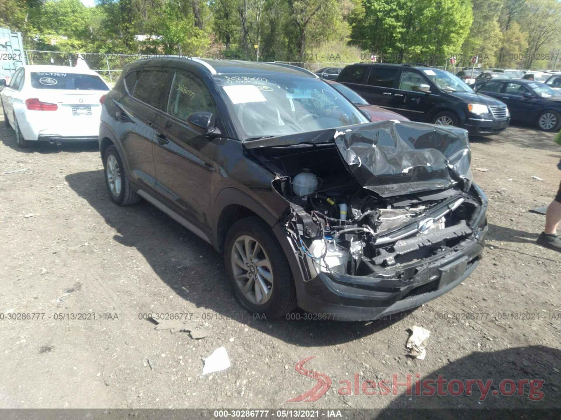 KM8J3CA46HU585424 2017 HYUNDAI TUCSON