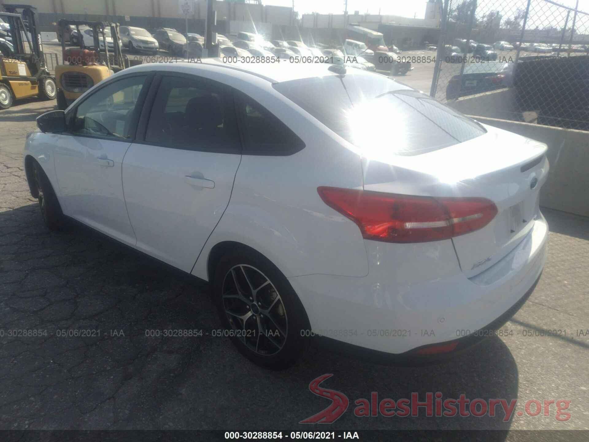 1FADP3H26JL241068 2018 FORD FOCUS