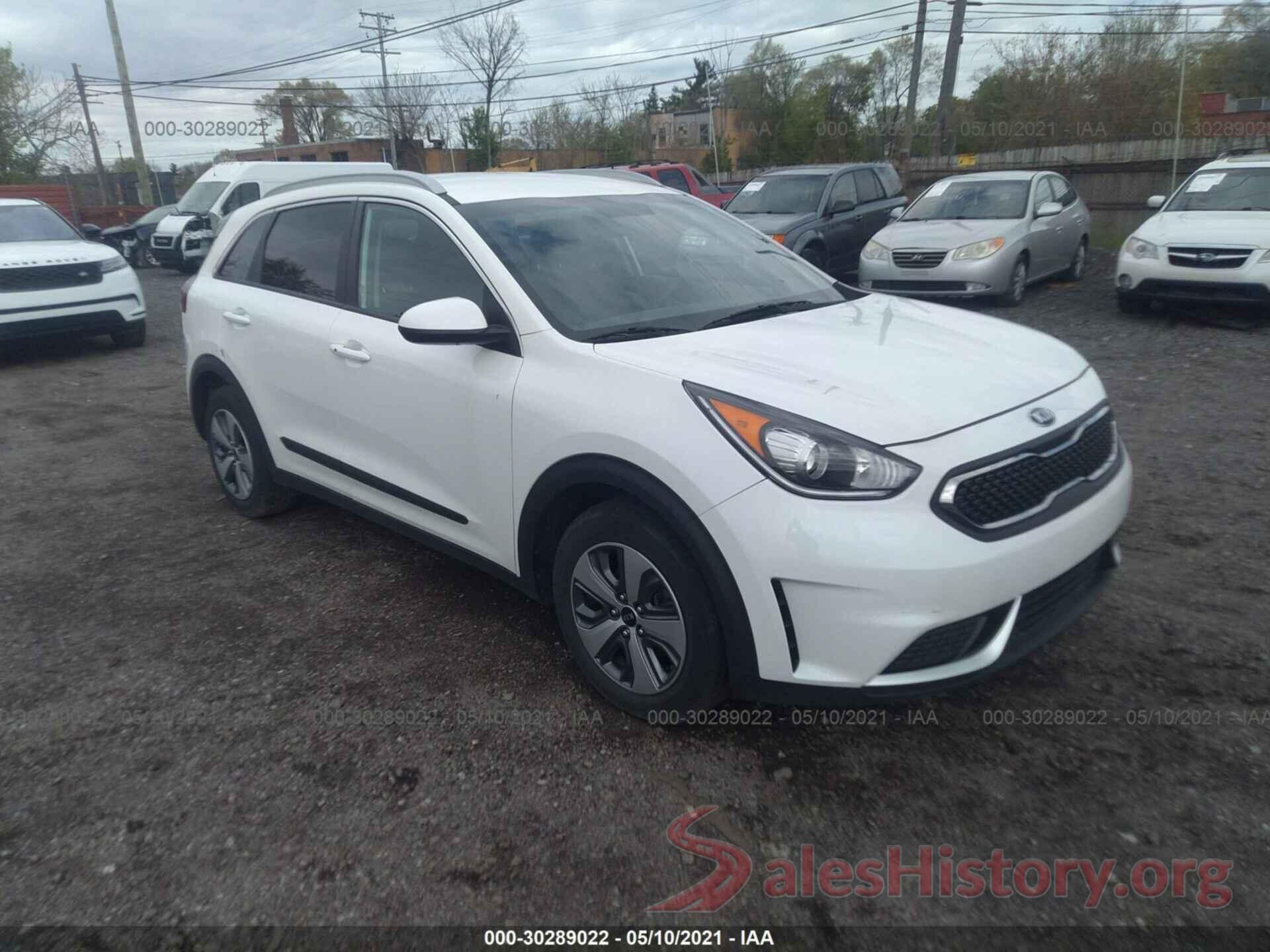 KNDCB3LC6K5246149 2019 KIA NIRO