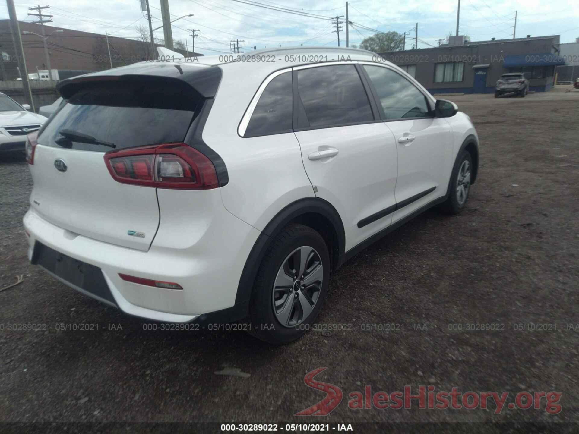 KNDCB3LC6K5246149 2019 KIA NIRO