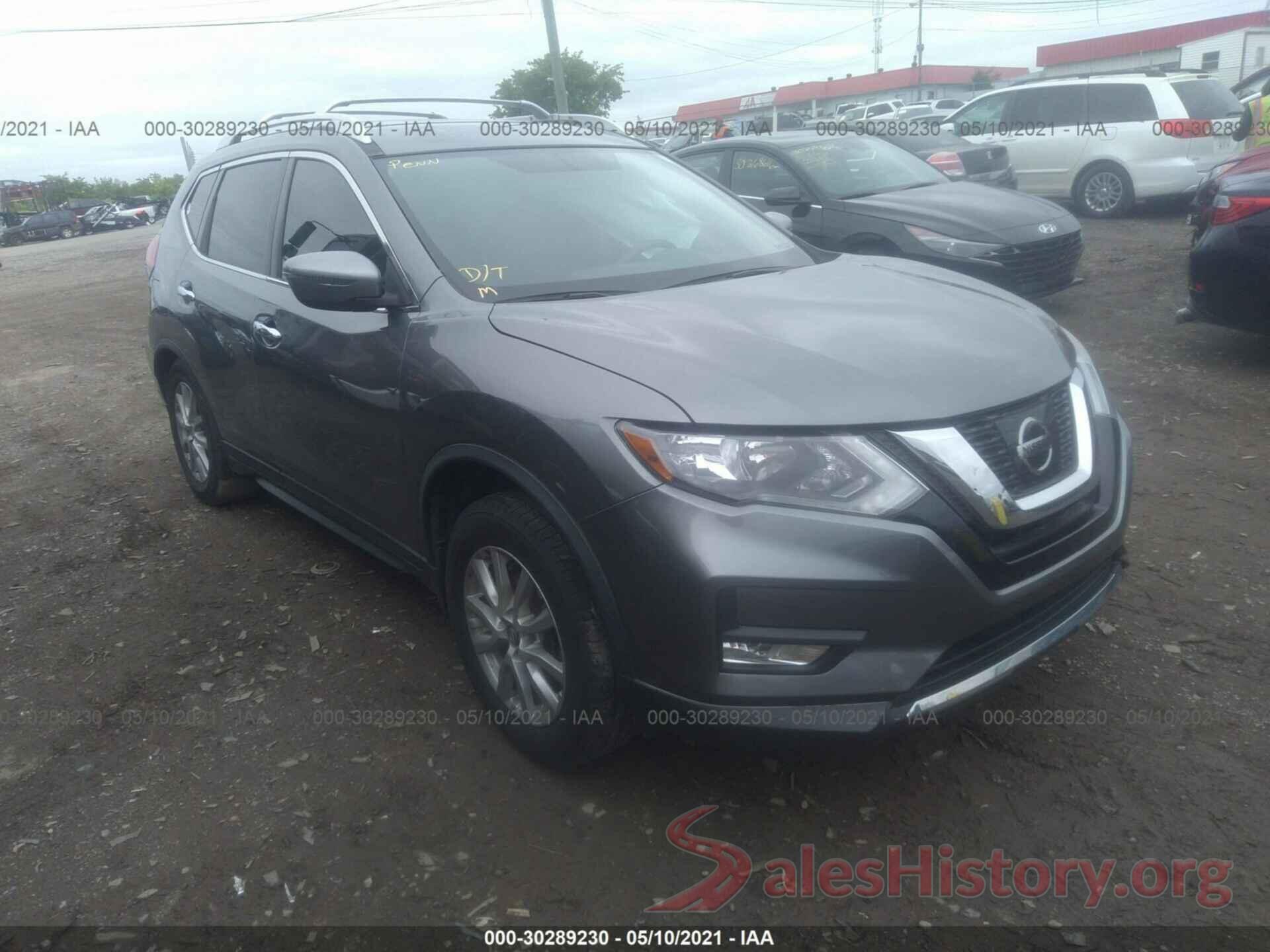 KNMAT2MT2HP611209 2017 NISSAN ROGUE