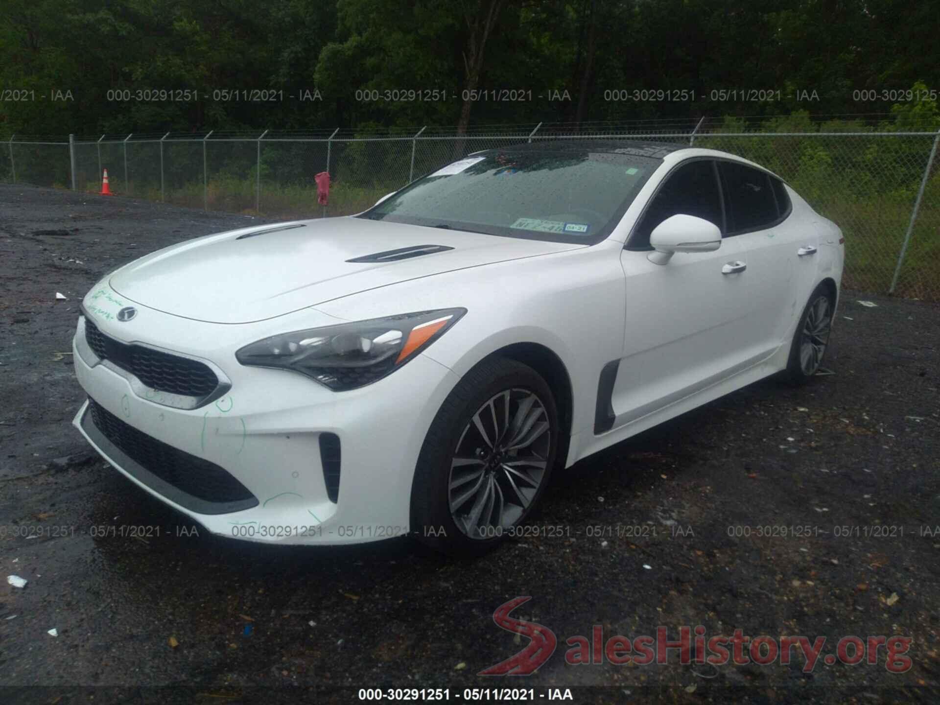 KNAE25LA8J6041280 2018 KIA STINGER