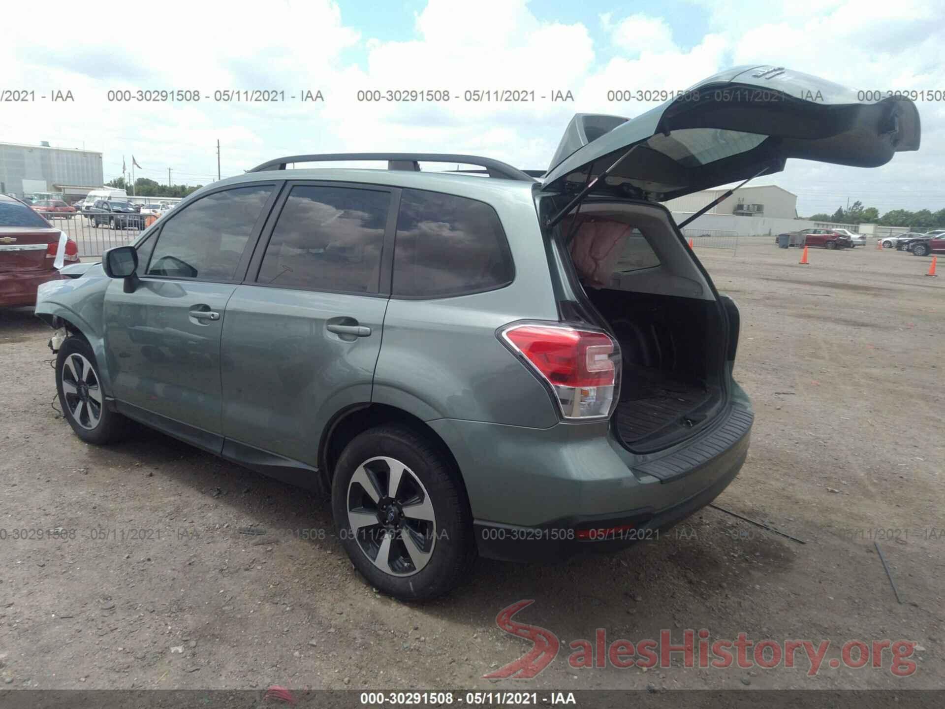 JF2SJAGC4JH502218 2018 SUBARU FORESTER