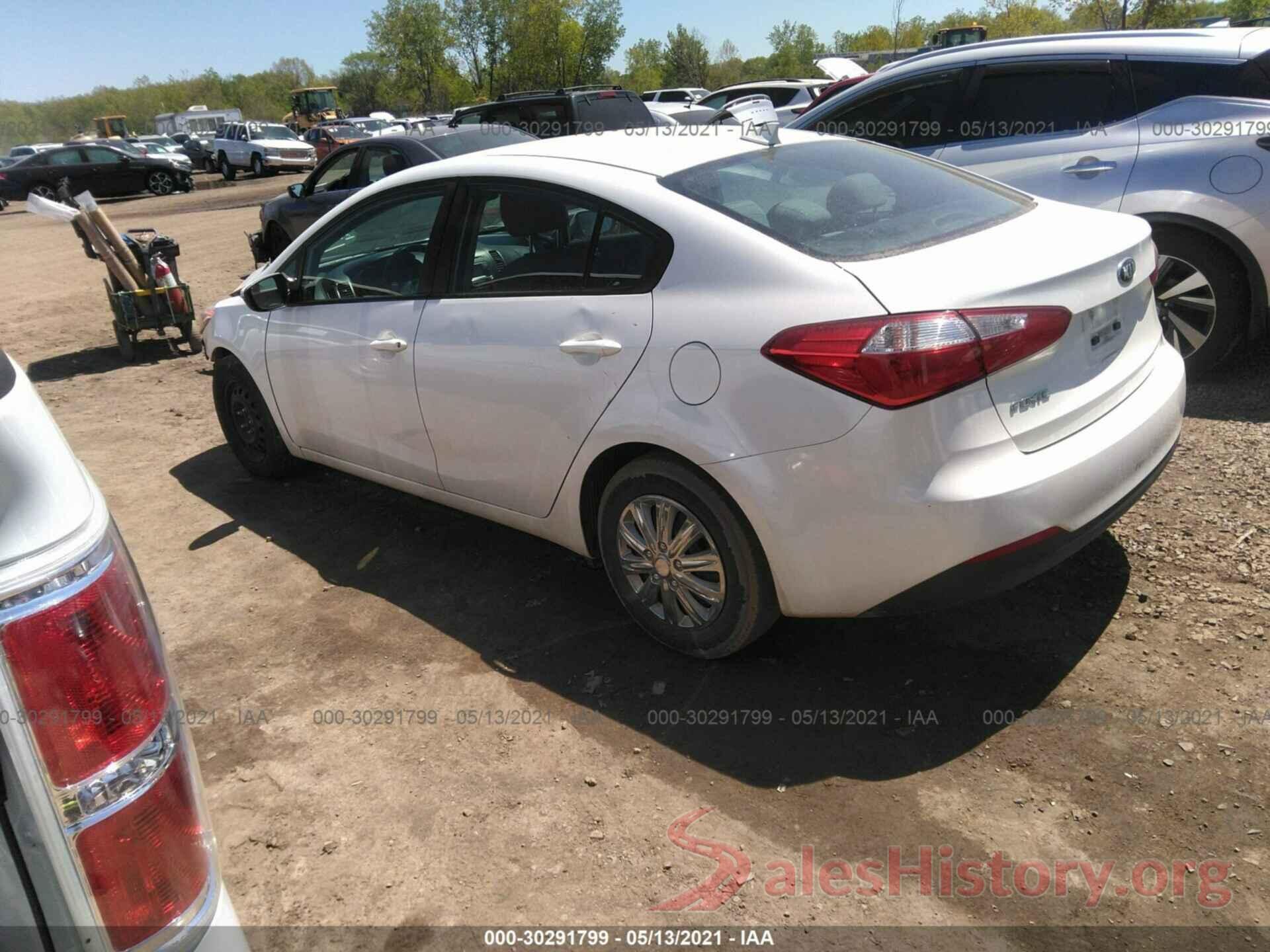 KNAFX4A68G5555160 2016 KIA FORTE