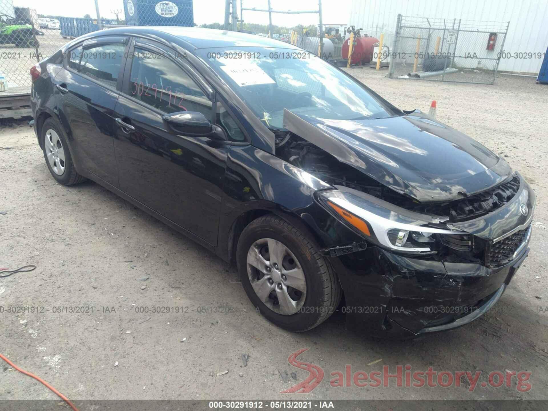 3KPFK4A71JE175129 2018 KIA FORTE