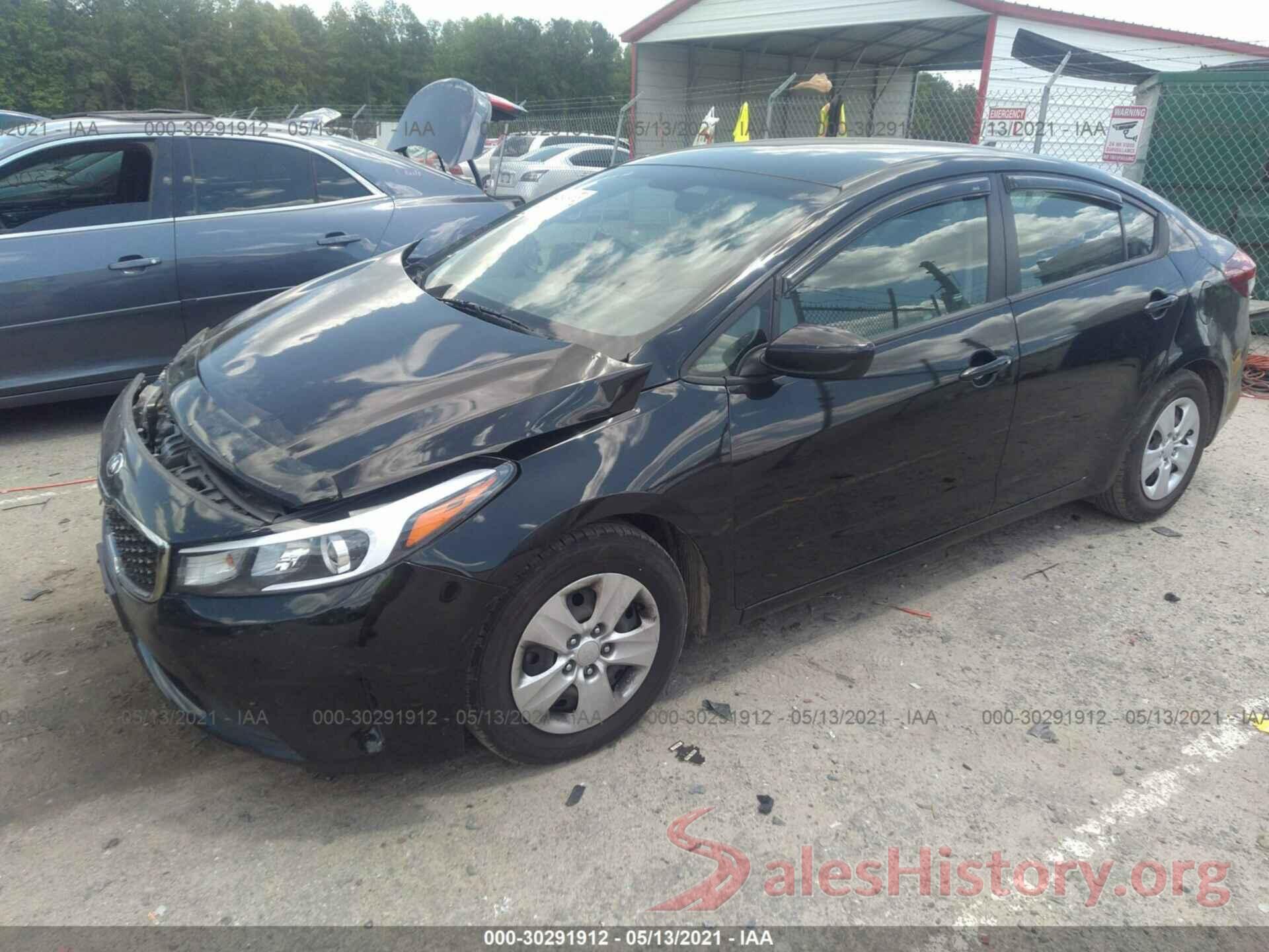 3KPFK4A71JE175129 2018 KIA FORTE