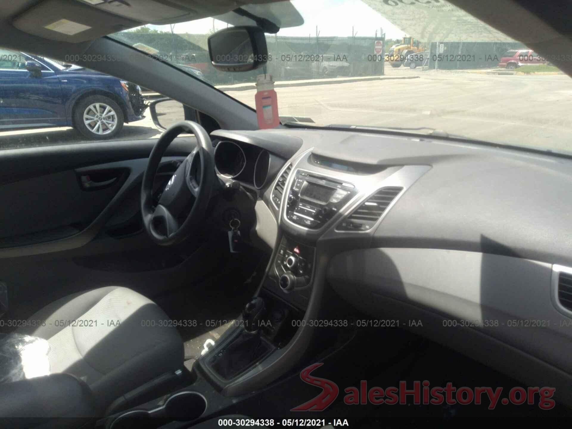 KMHDH4AE9GU601935 2016 HYUNDAI ELANTRA