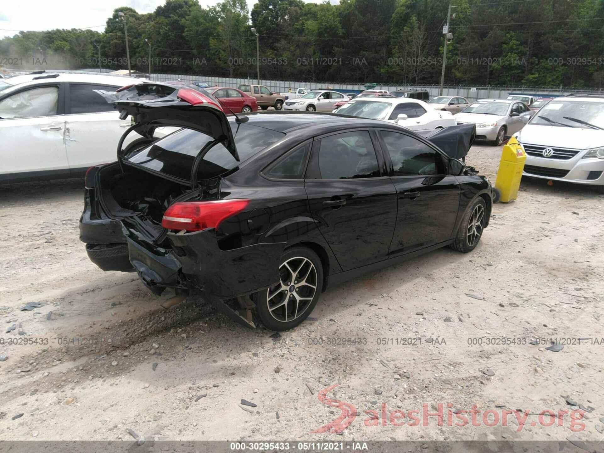 1FADP3H22HL327021 2017 FORD FOCUS