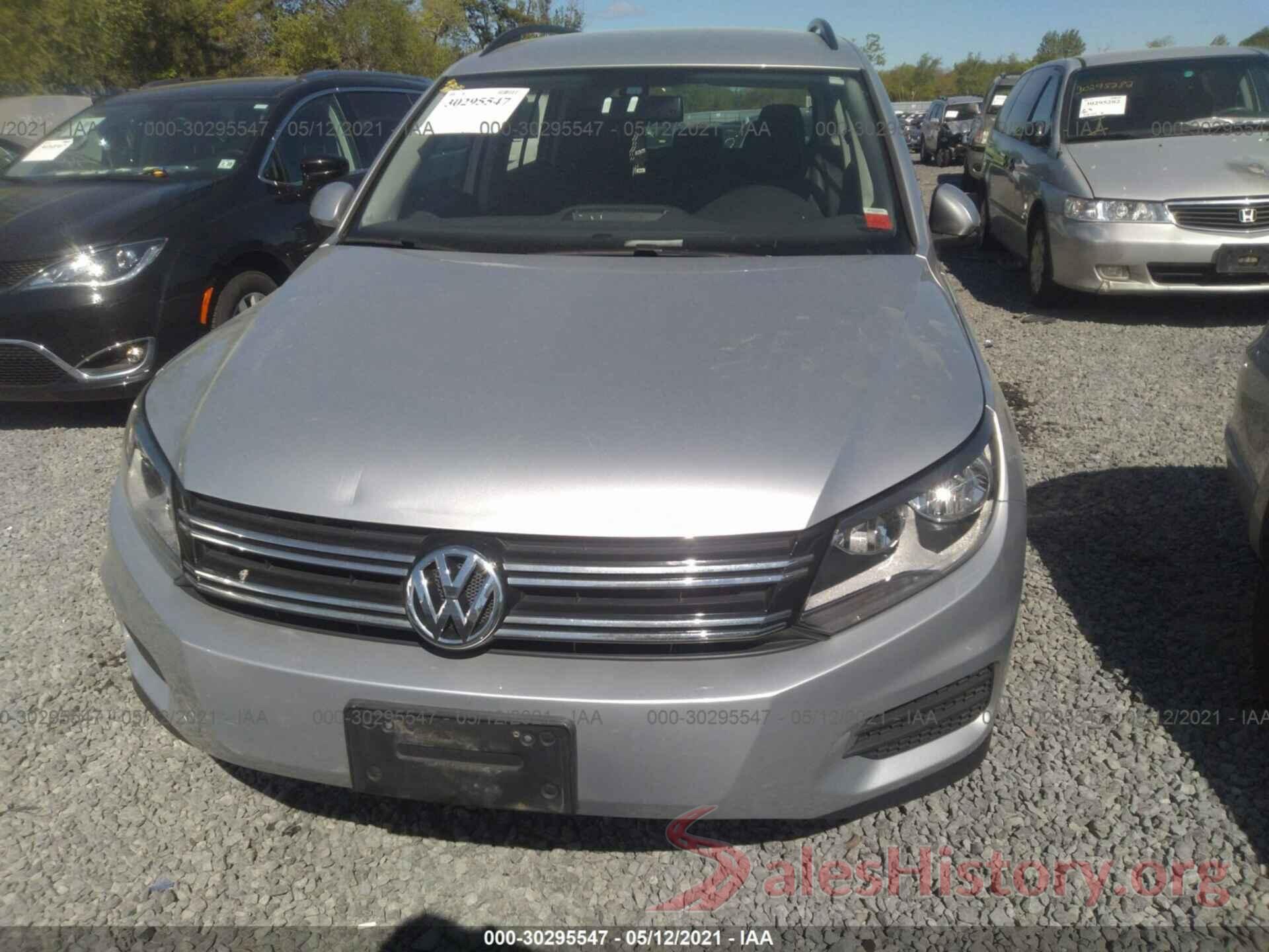 WVGBV7AX9HK000881 2017 VOLKSWAGEN TIGUAN