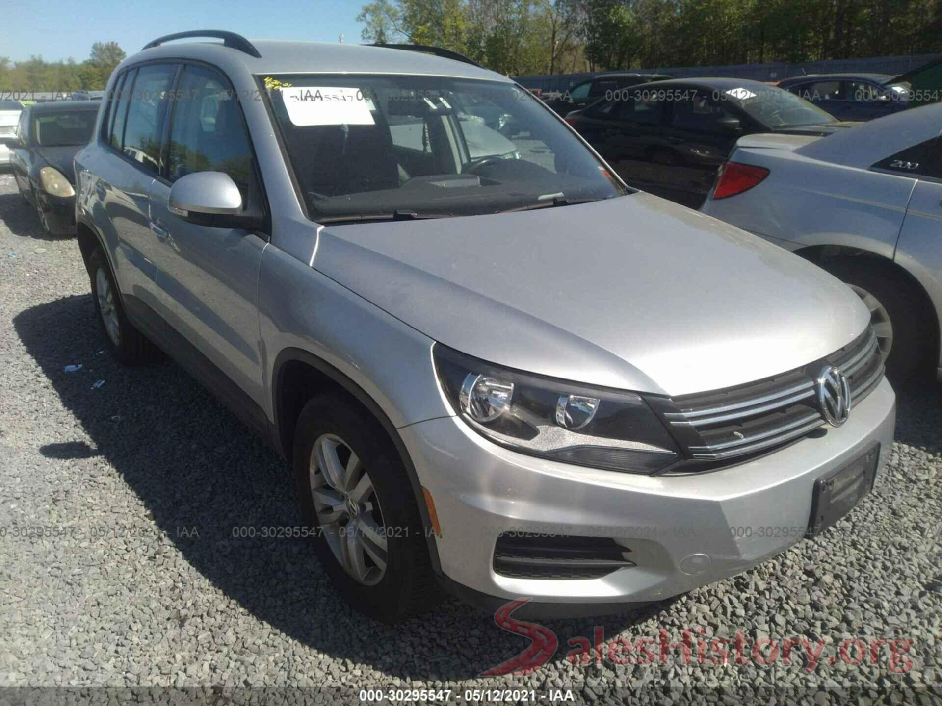 WVGBV7AX9HK000881 2017 VOLKSWAGEN TIGUAN