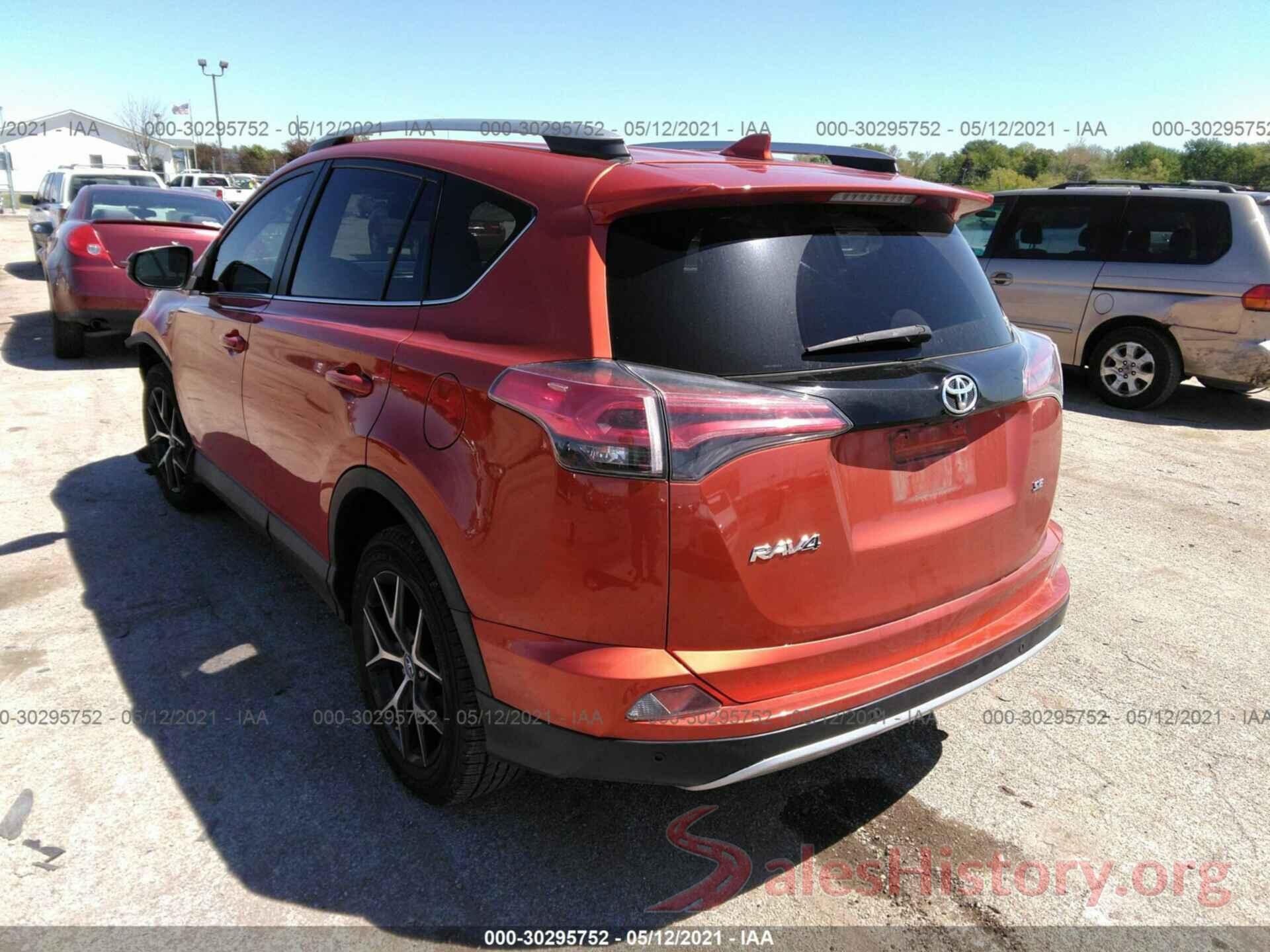 2T3NFREV5GW310518 2016 TOYOTA RAV4