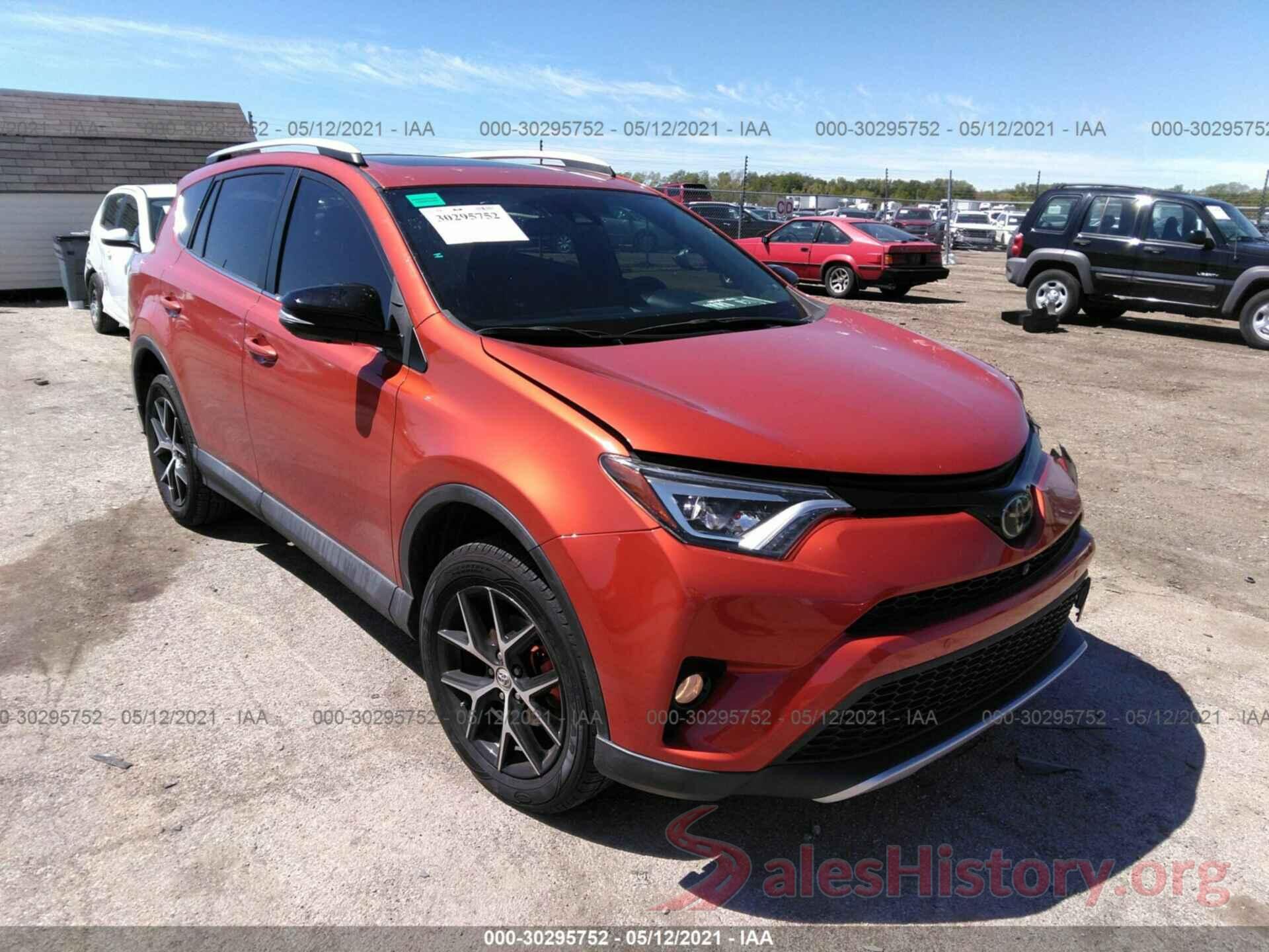 2T3NFREV5GW310518 2016 TOYOTA RAV4