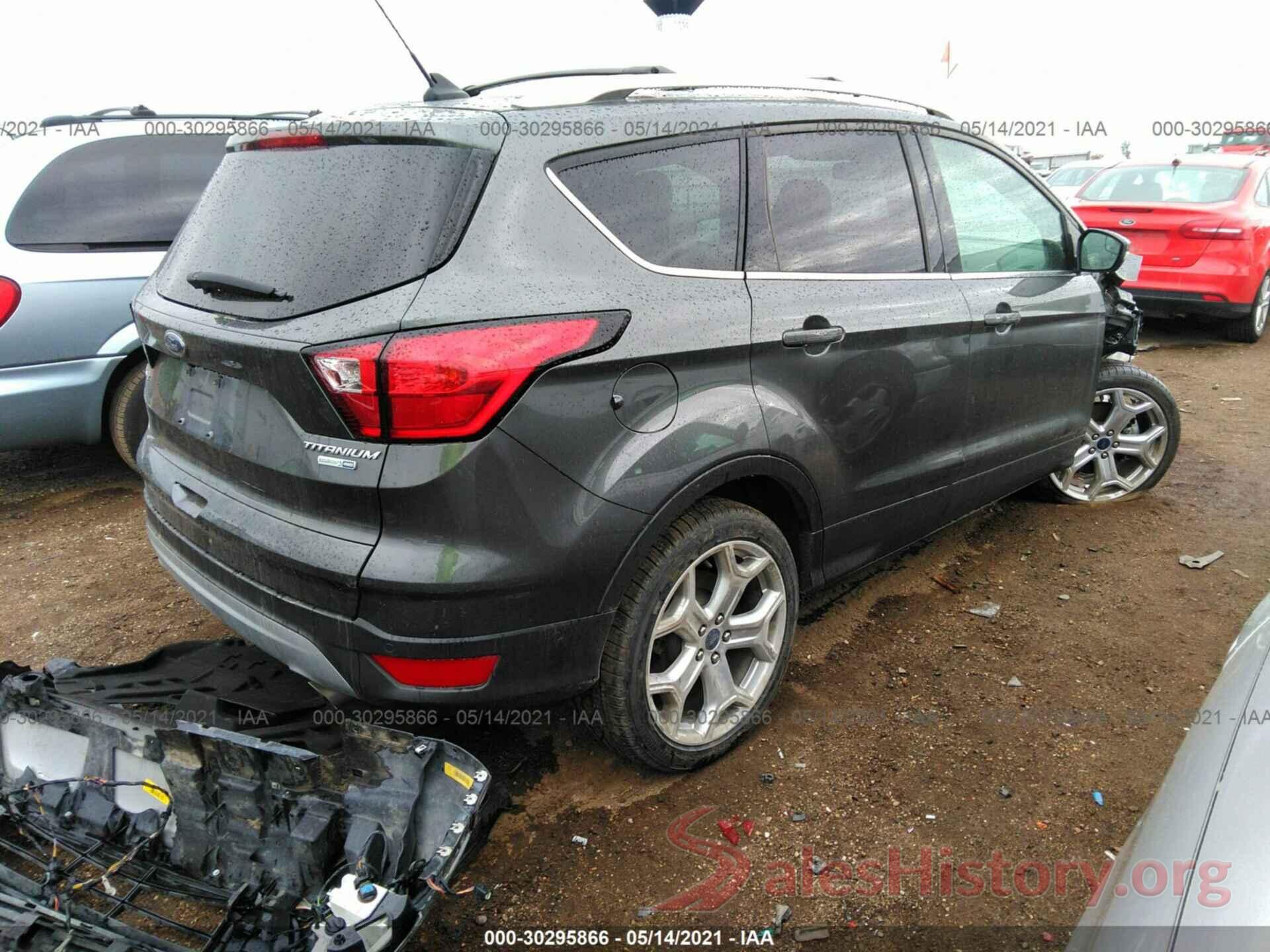 1FMCU9J92KUB14740 2019 FORD ESCAPE