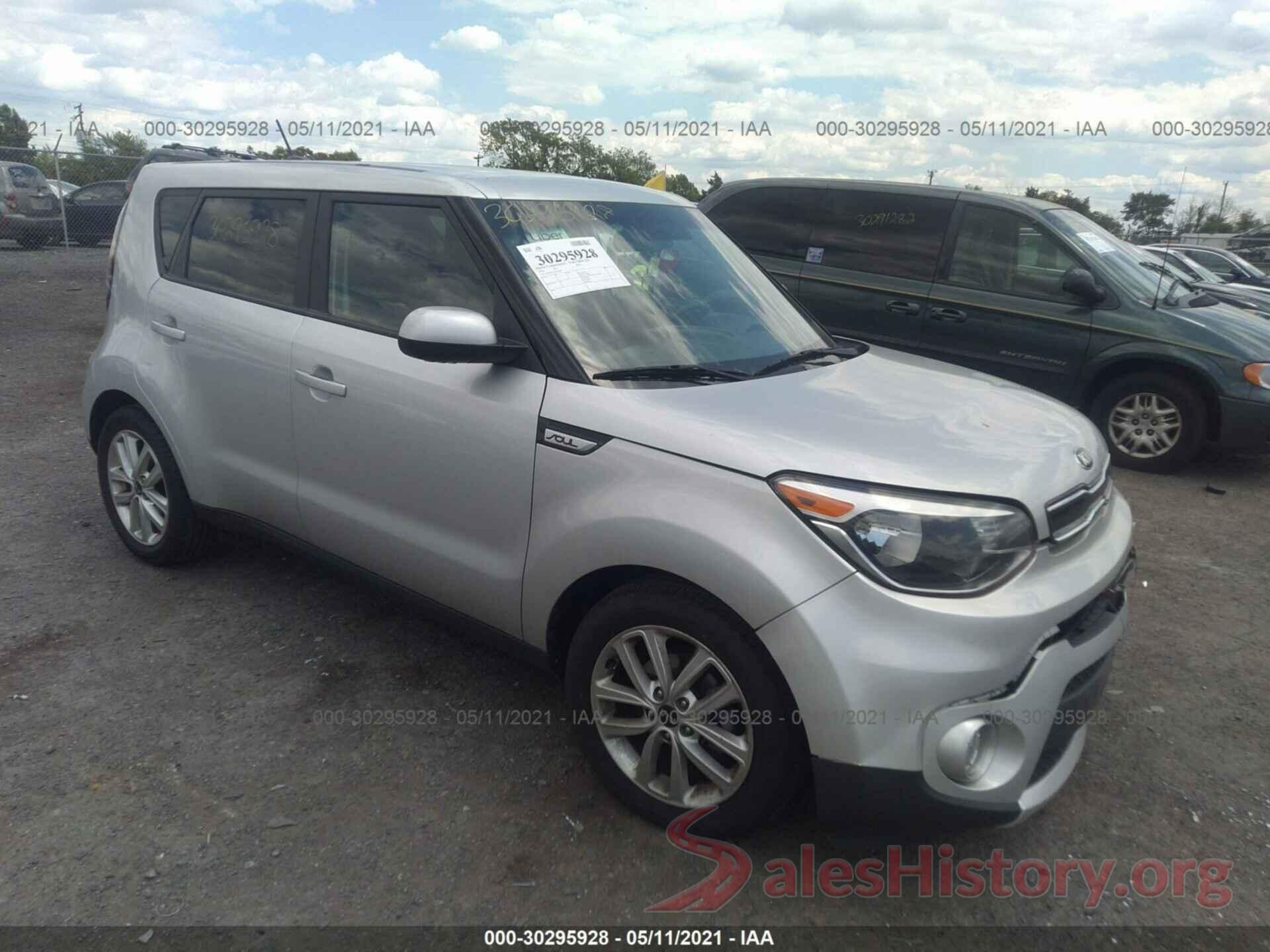 KNDJP3A51J7543037 2018 KIA SOUL