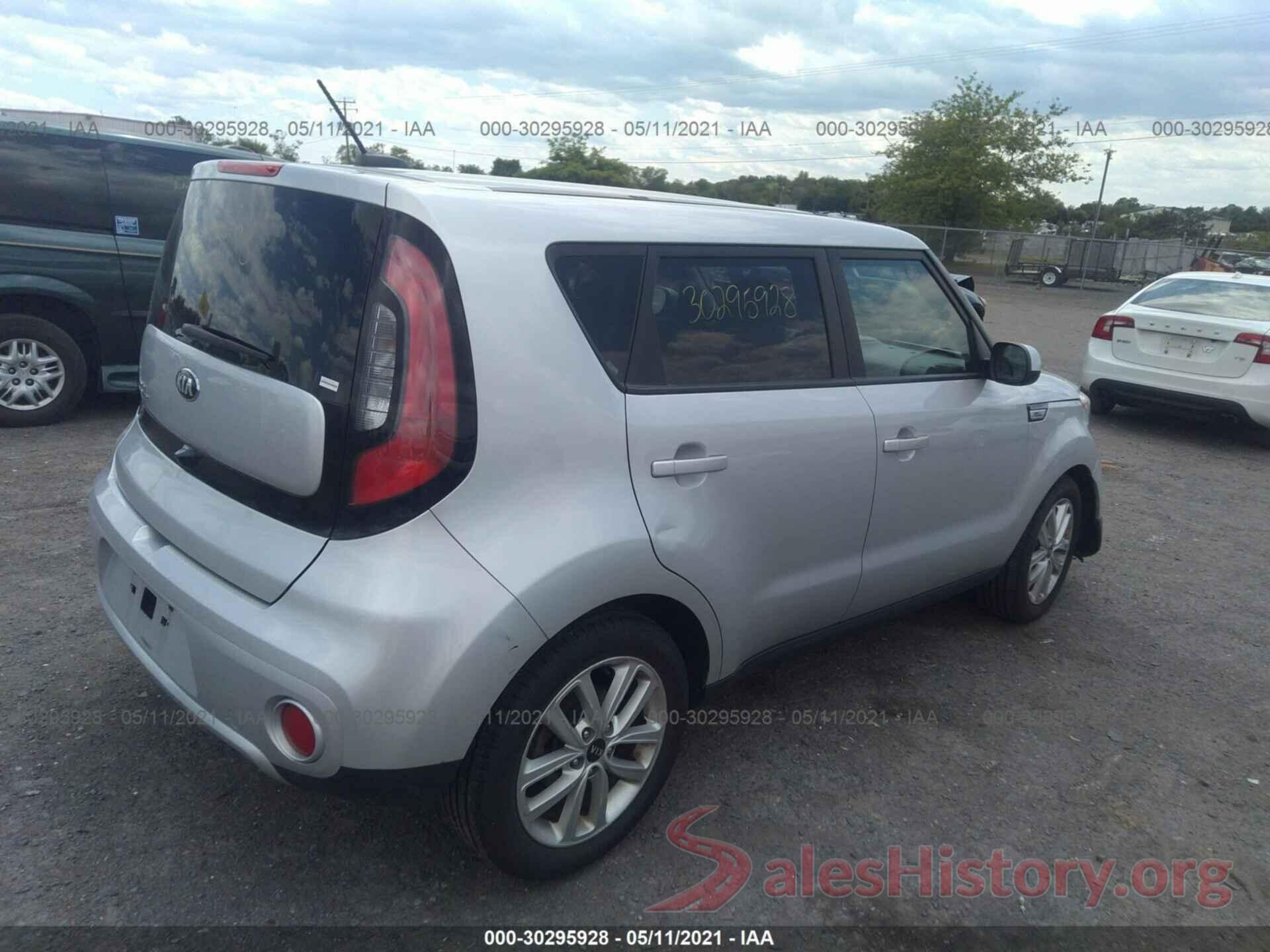 KNDJP3A51J7543037 2018 KIA SOUL