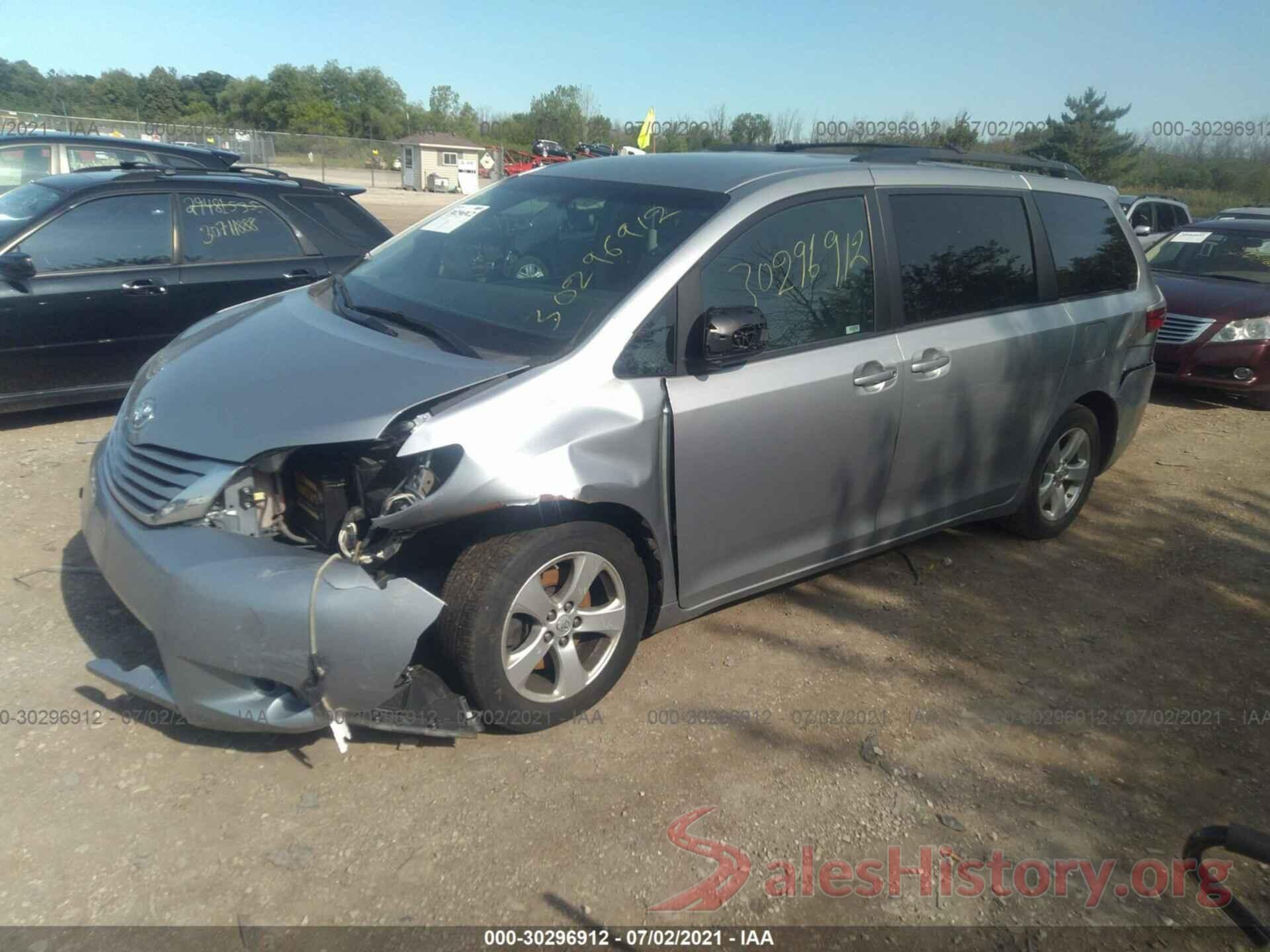 5TDKK3DC0GS738672 2016 TOYOTA SIENNA