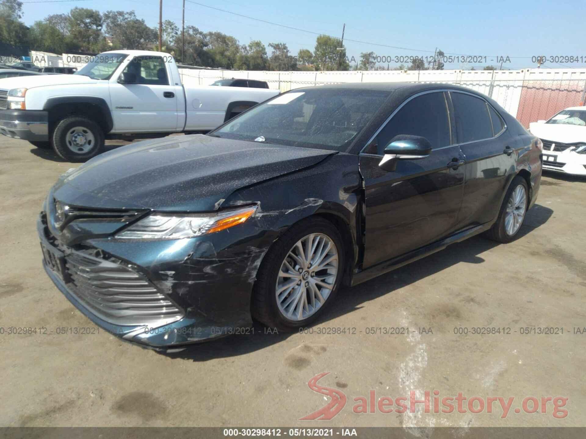 4T1B11HK2JU518974 2018 TOYOTA CAMRY