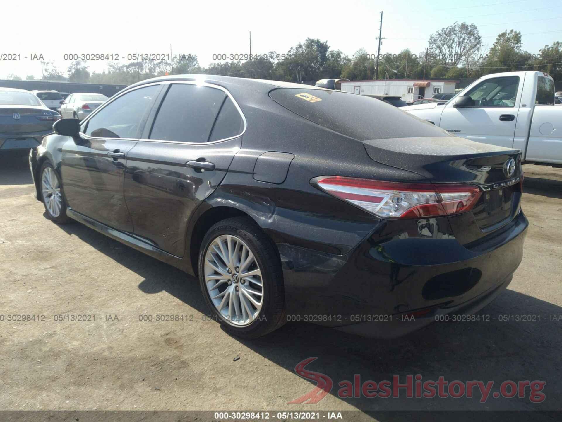 4T1B11HK2JU518974 2018 TOYOTA CAMRY